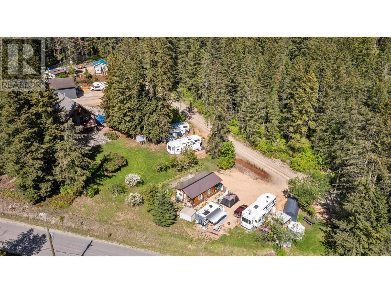 645 Badger Road, Tappen, BC