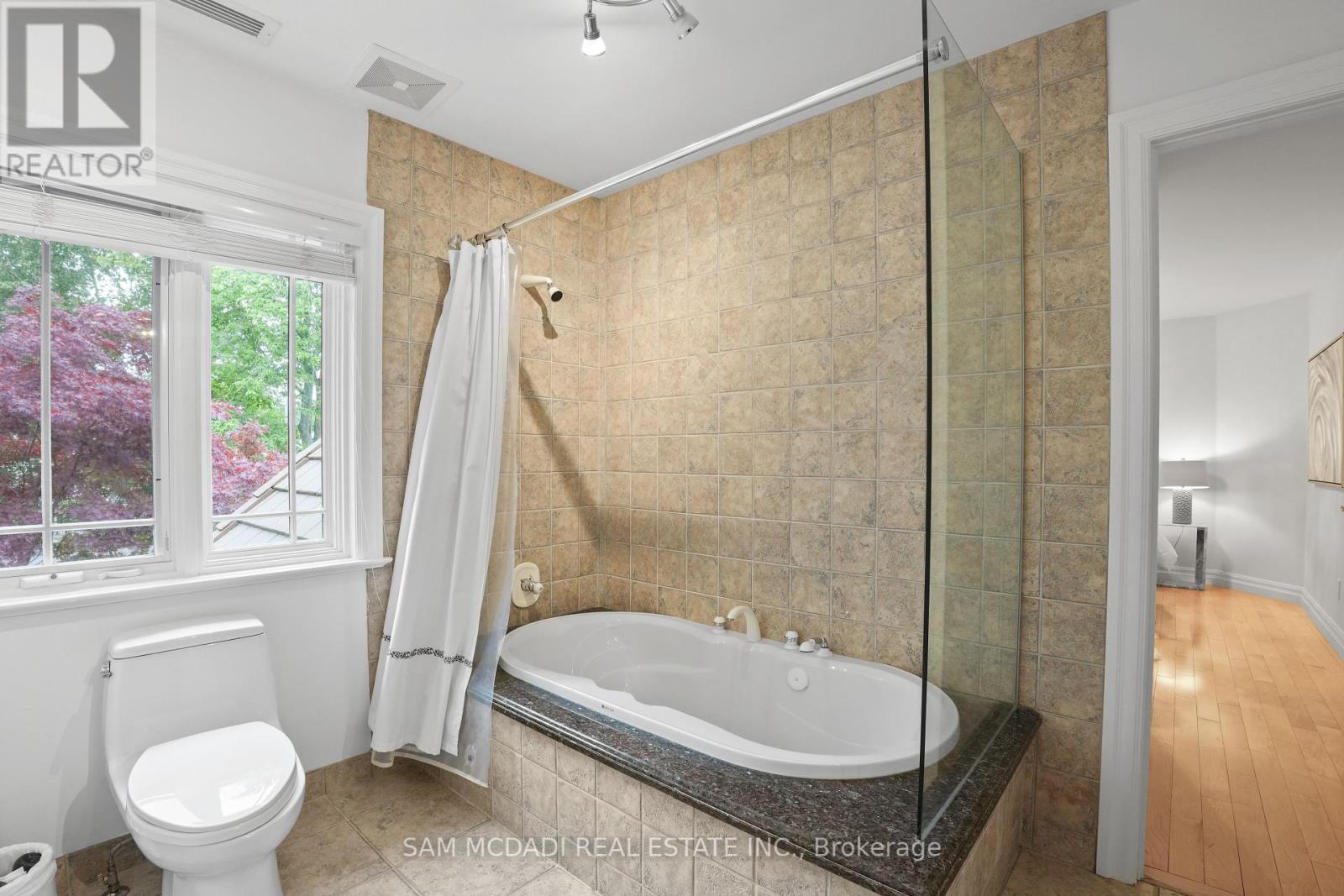 1382 Aldo Drive, Mississauga, ON - Indoor Photo Showing Bathroom