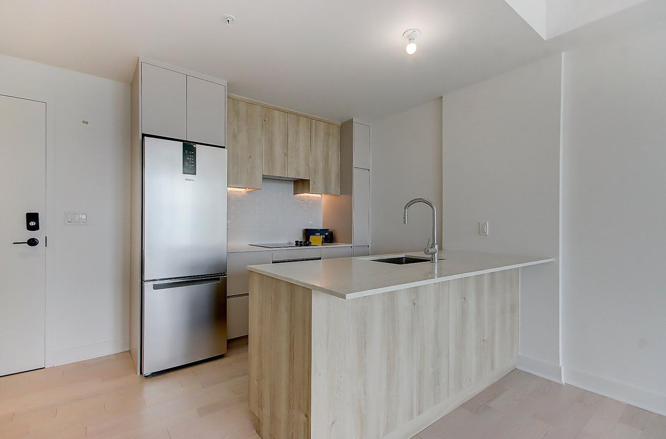 Kitchen - 1120-200 Rue Marie-Charles-Le Moyne, Longueuil (Le Vieux-Longueuil), QC - Indoor Photo Showing Kitchen