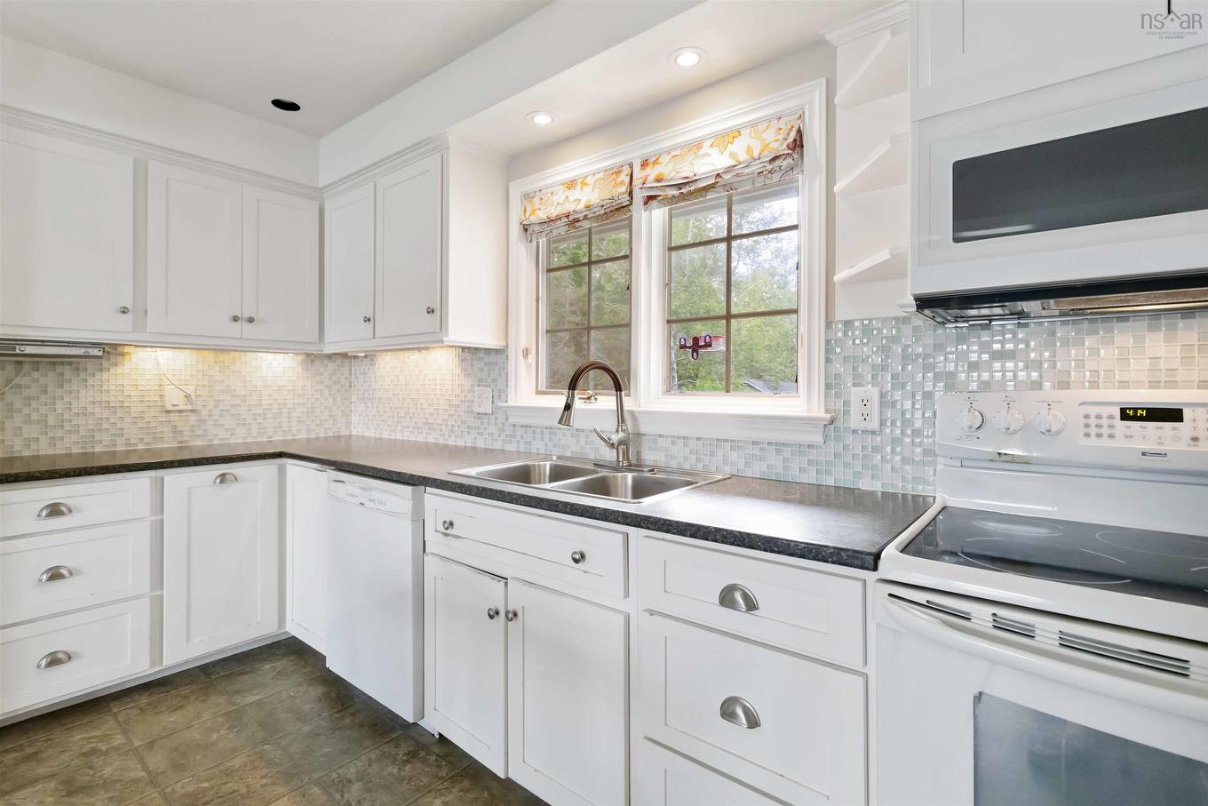 11 Keefe Road, Halifax, NS