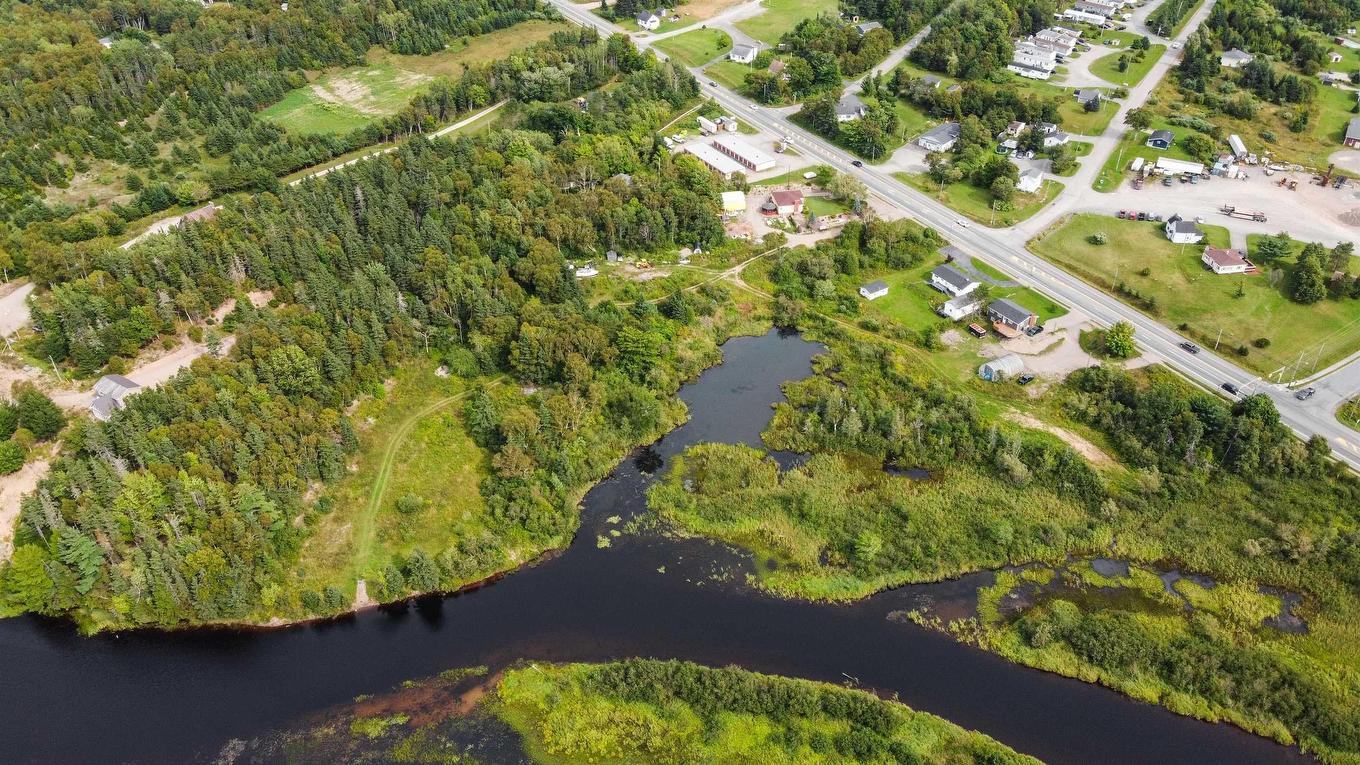 2002-2 Kings Road, Howie Centre, NS