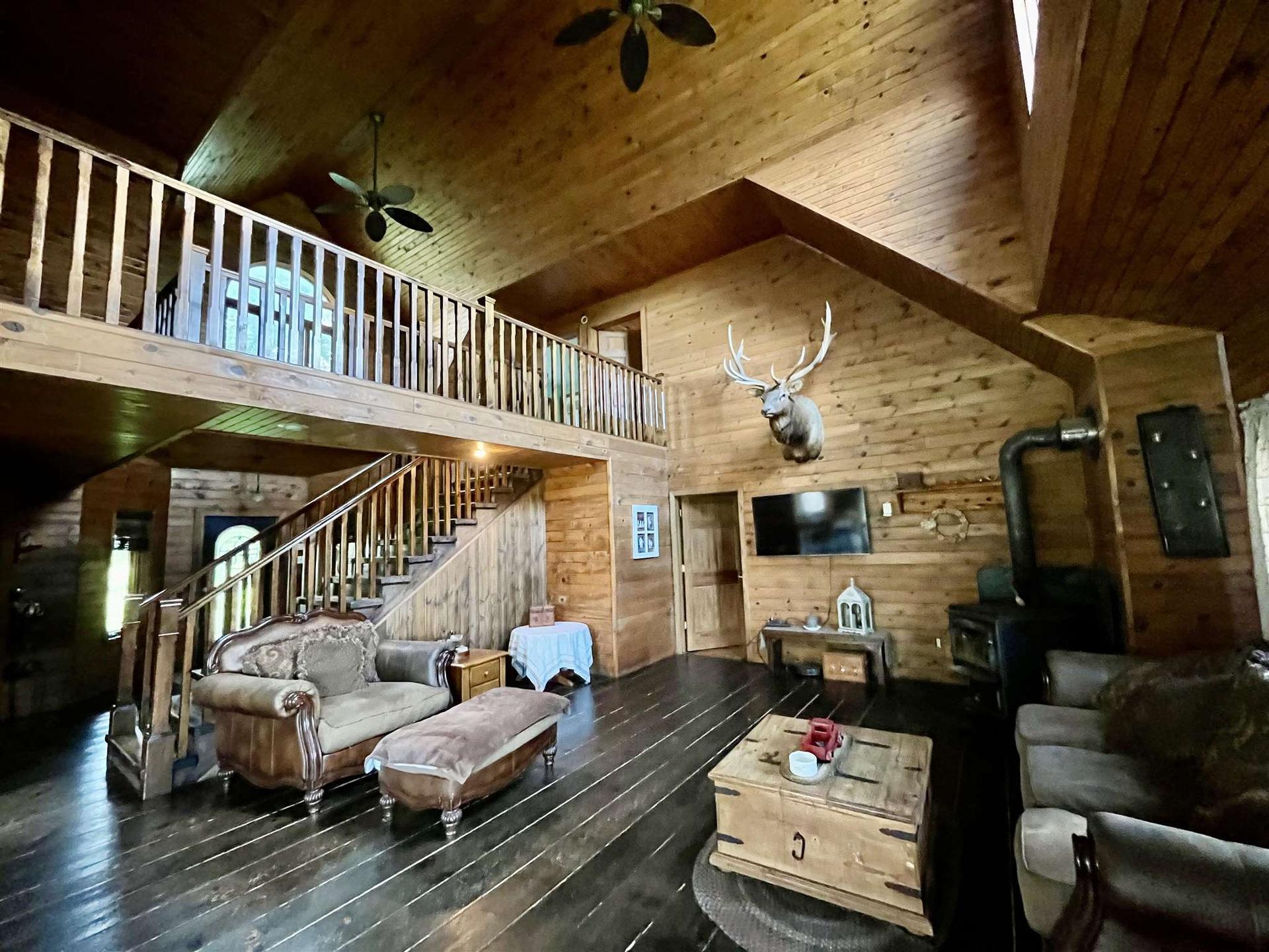 619 Cameron Road, Stratton, ON -