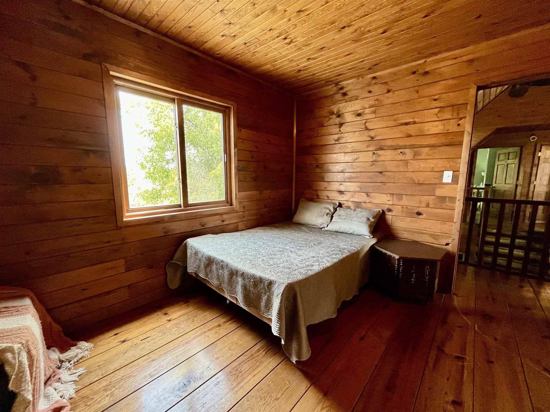 619 Cameron Road, Stratton, ON - Indoor Photo Showing Bedroom