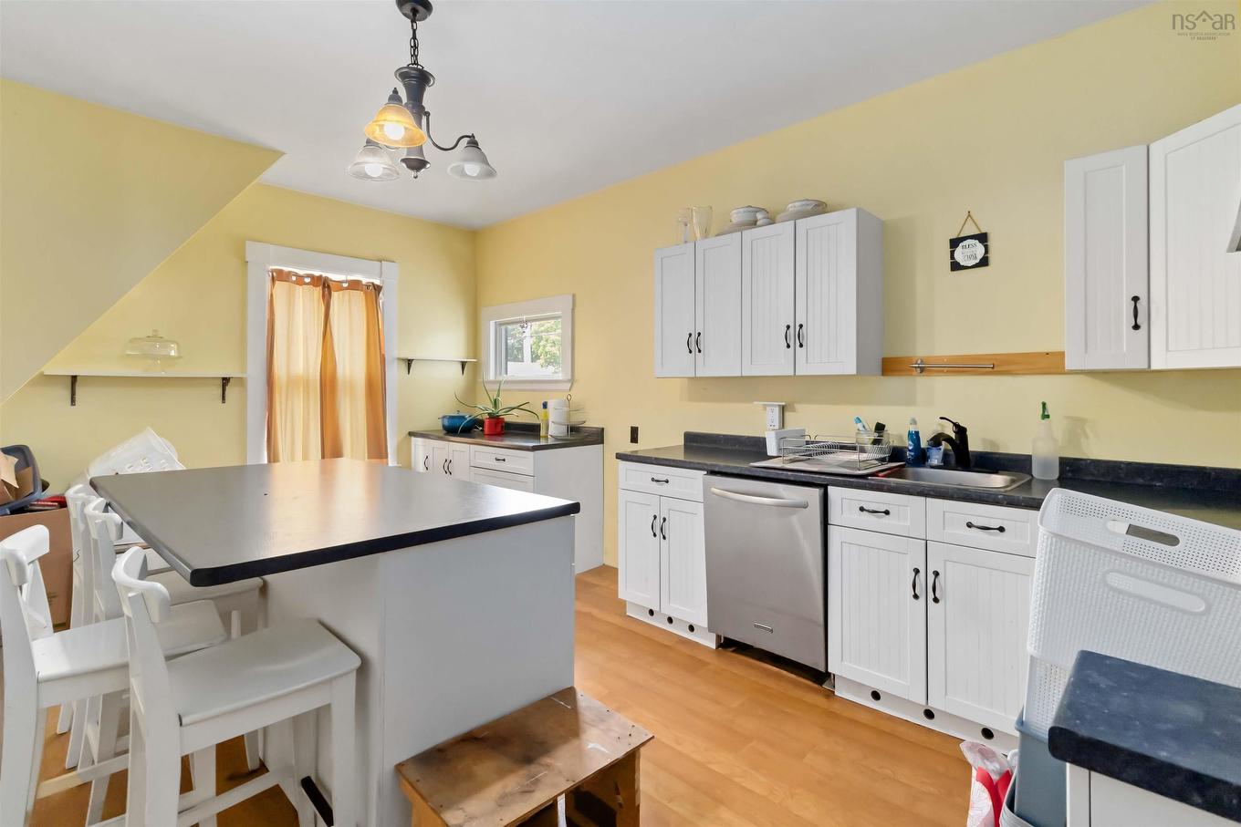 101 Pleasant Street, Bridgewater, NS