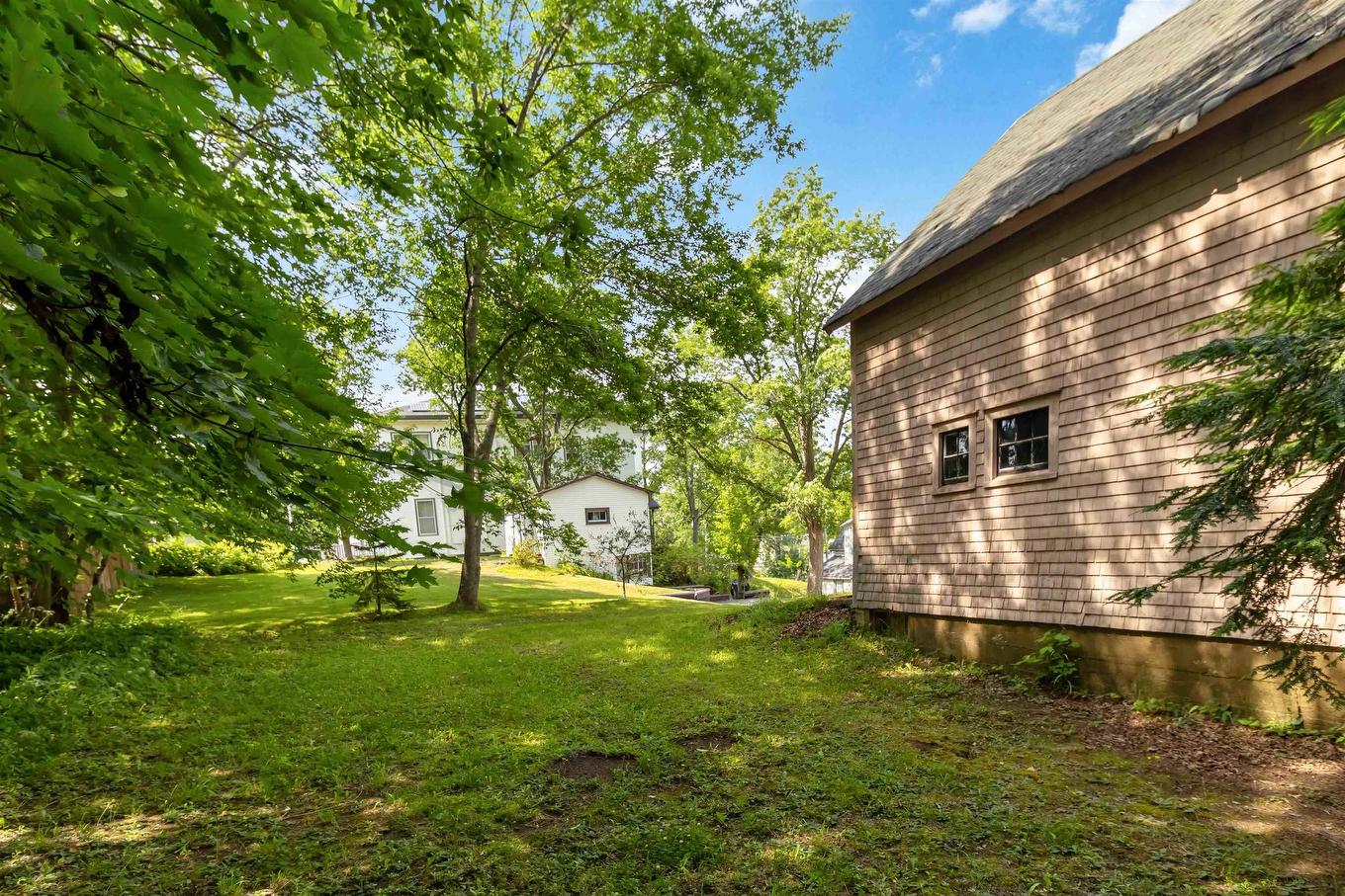 101 Pleasant Street, Bridgewater, NS