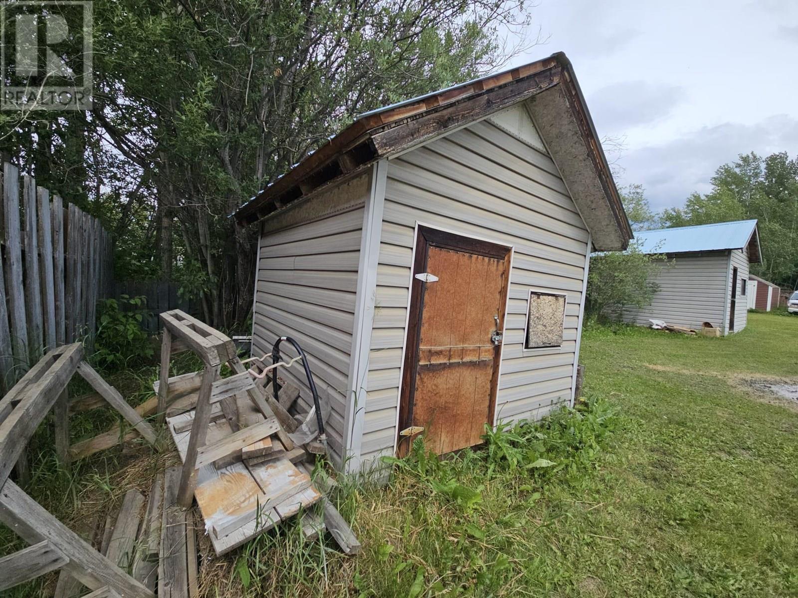 4756 Wabi Crescent, Chetwynd, BC - Outdoor With Exterior