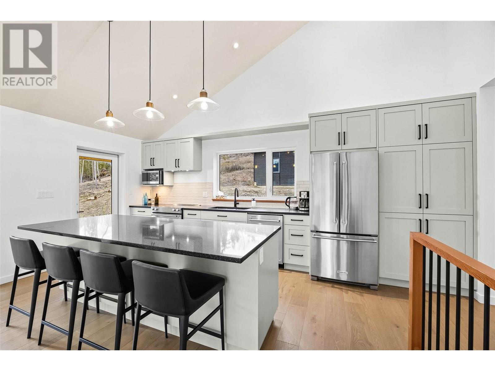 5600 Adams West Fs Road Unit# Lot 6, Adams Lake, BC - Indoor Photo Showing Kitchen With Upgraded Kitchen