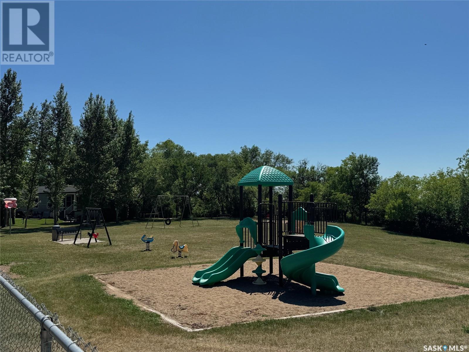 Lot 4 Block X Marina Drive, Island View, SK