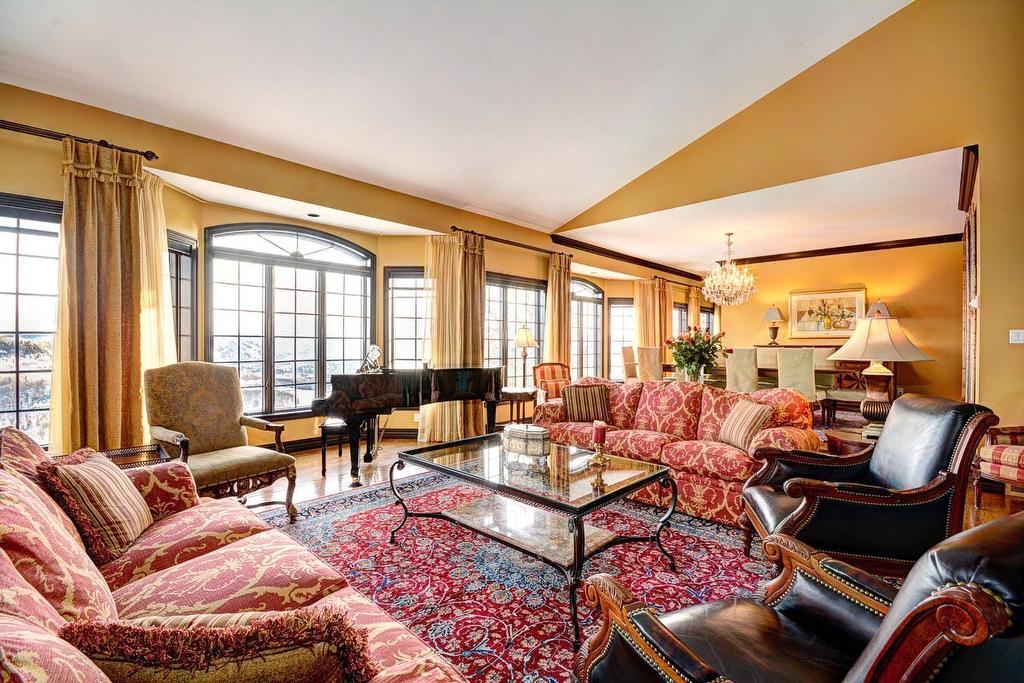 Living room - 1485 Rue Des Quatre-Saisons, Sainte-Adèle, QC - Indoor Photo Showing Living Room