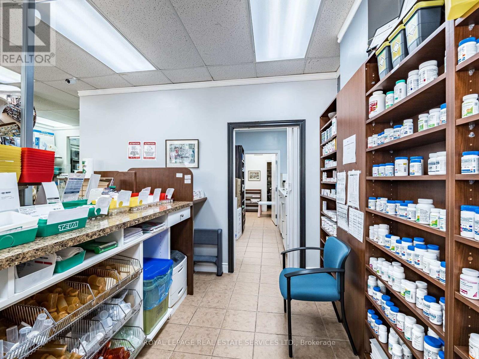 4 - 287 Dundas Street E, Hamilton, ON