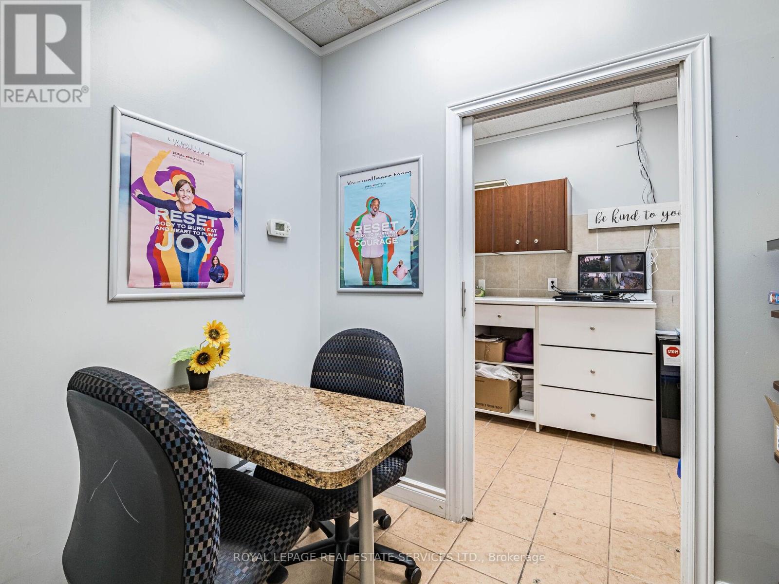 4 - 287 Dundas Street E, Hamilton, ON