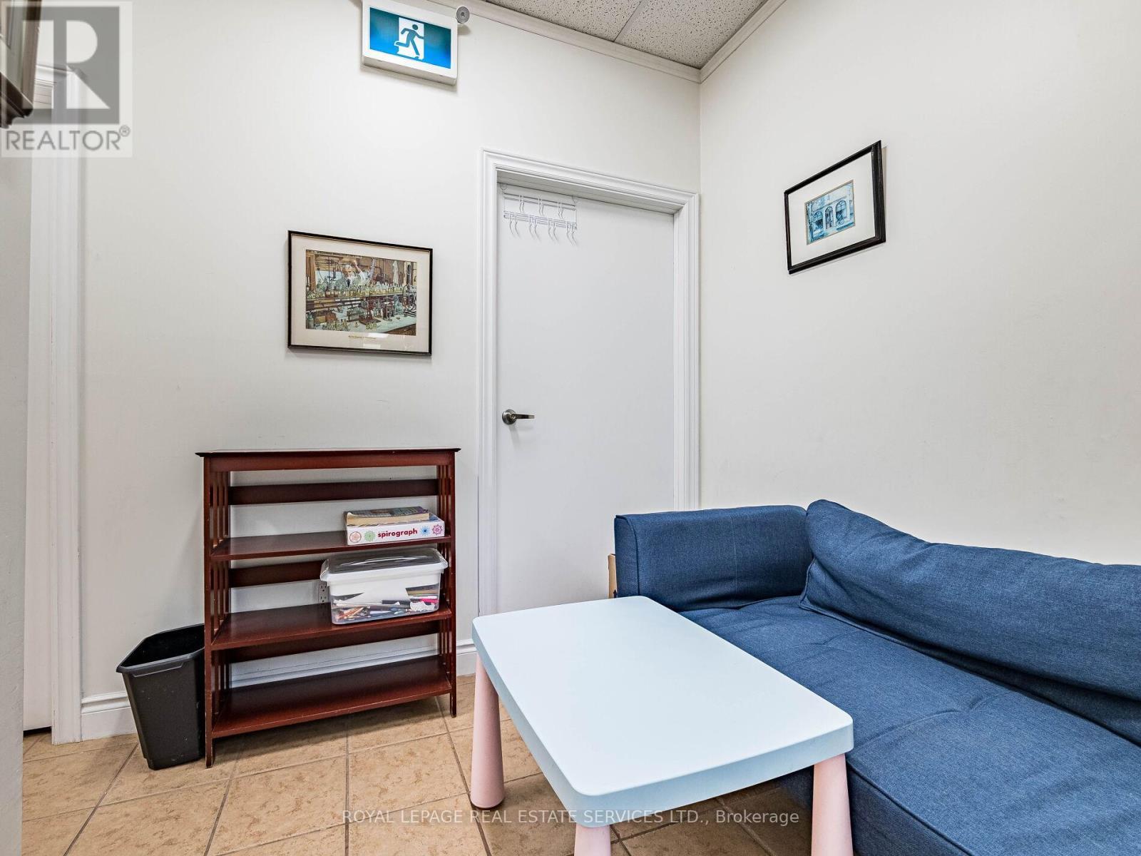 4 - 287 Dundas Street E, Hamilton, ON