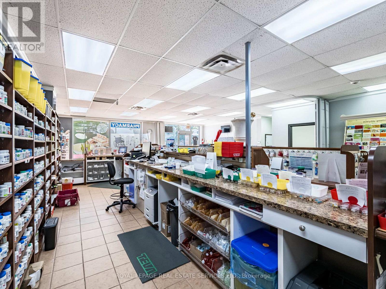 4 - 287 Dundas Street E, Hamilton, ON