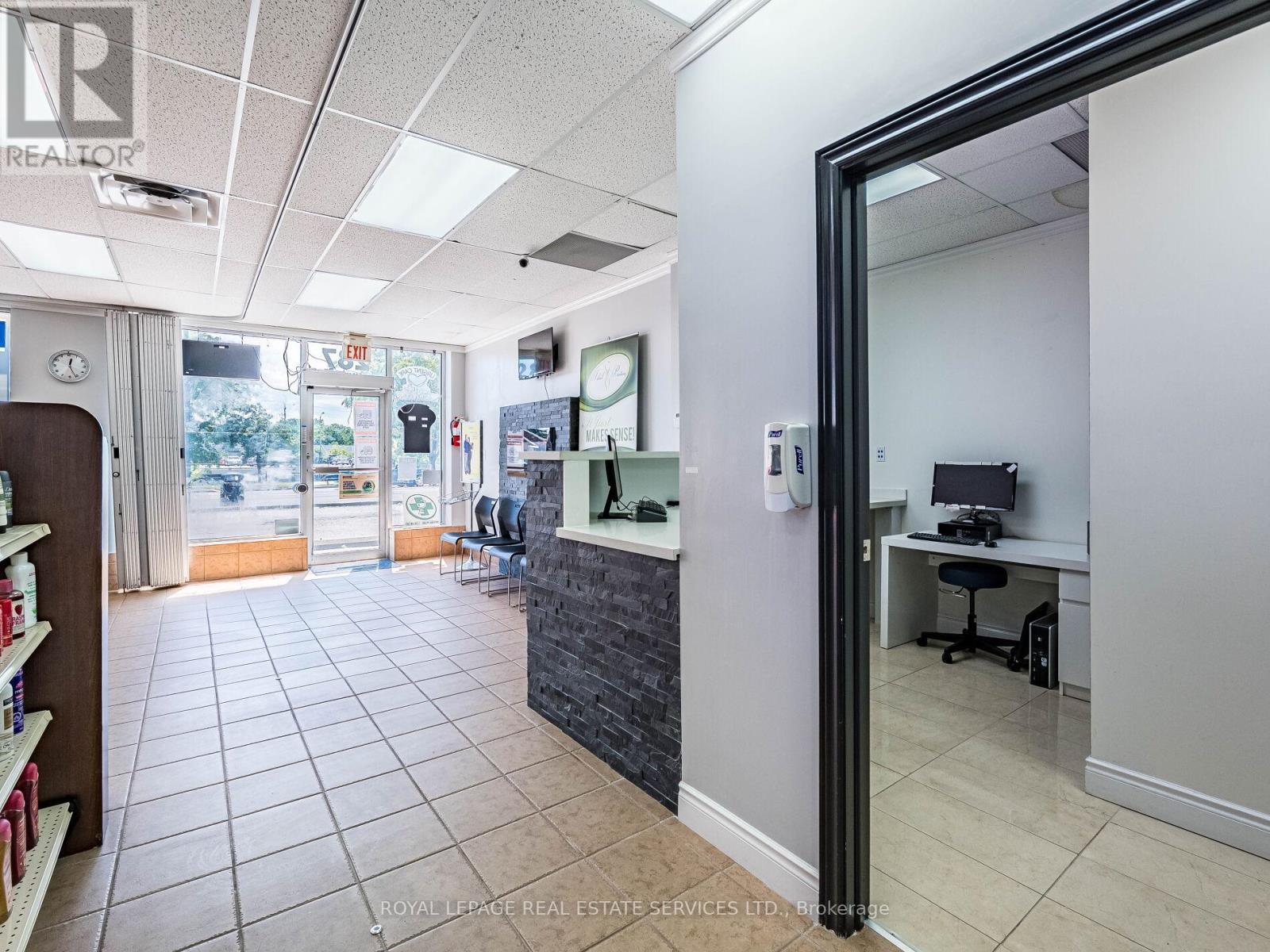 4 - 287 Dundas Street E, Hamilton, ON