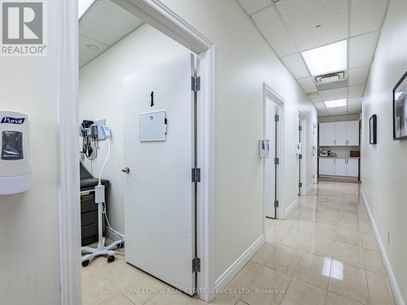 4 - 287 Dundas Street E, Hamilton, ON