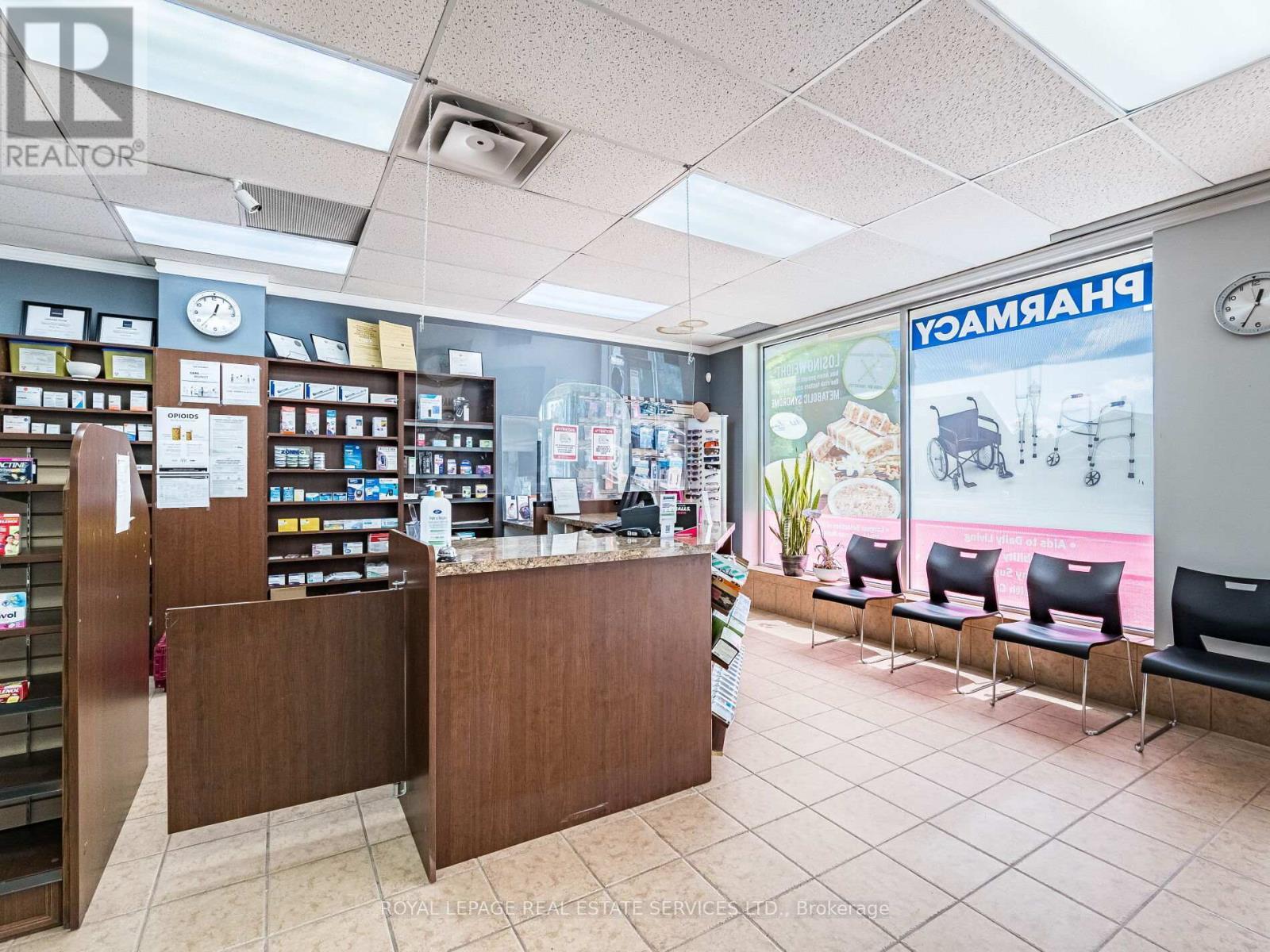 4 - 287 Dundas Street E, Hamilton, ON