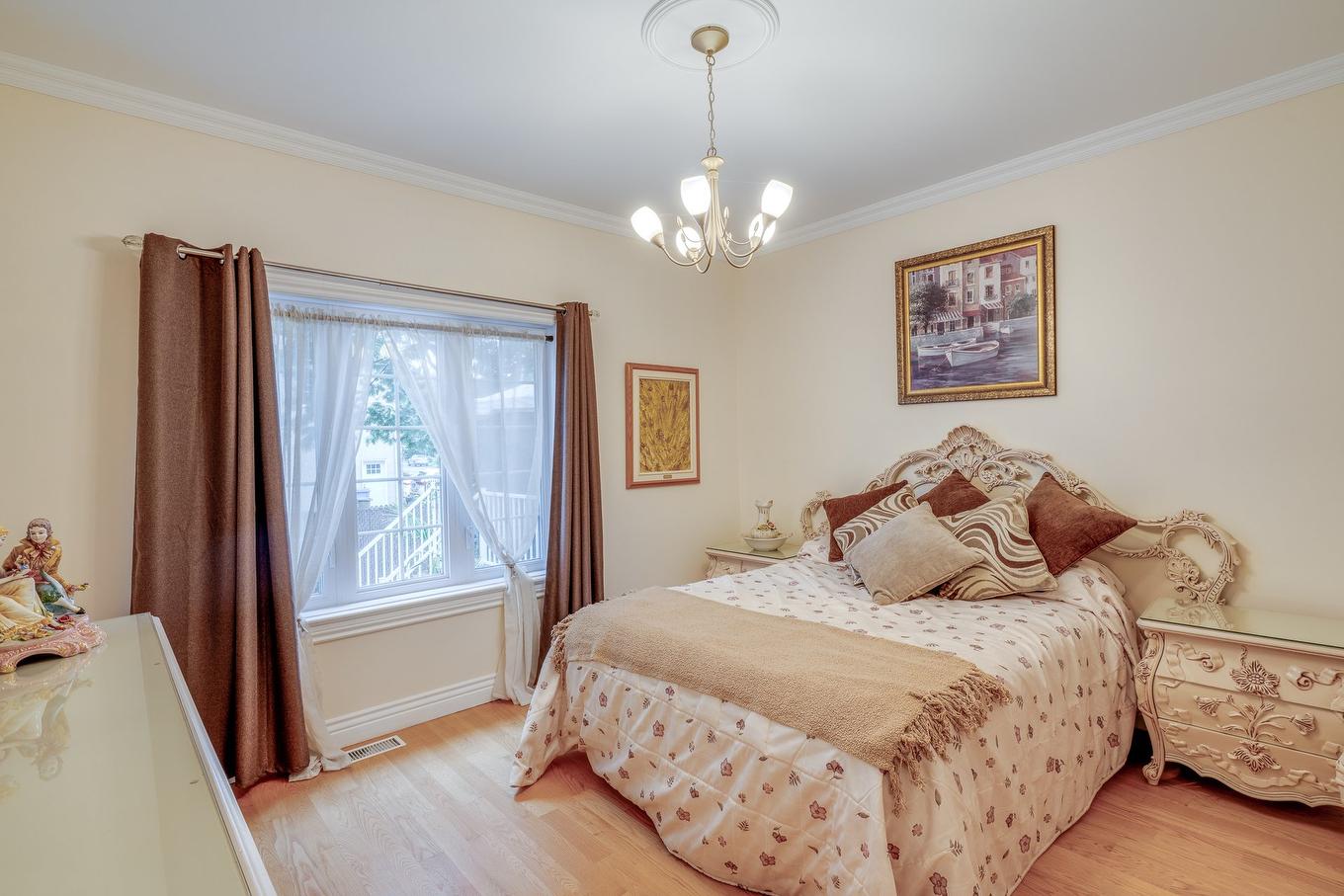 Chambre à coucher - 2 Rue Des Cortinaires, Blainville, QC - Indoor Photo Showing Bedroom
