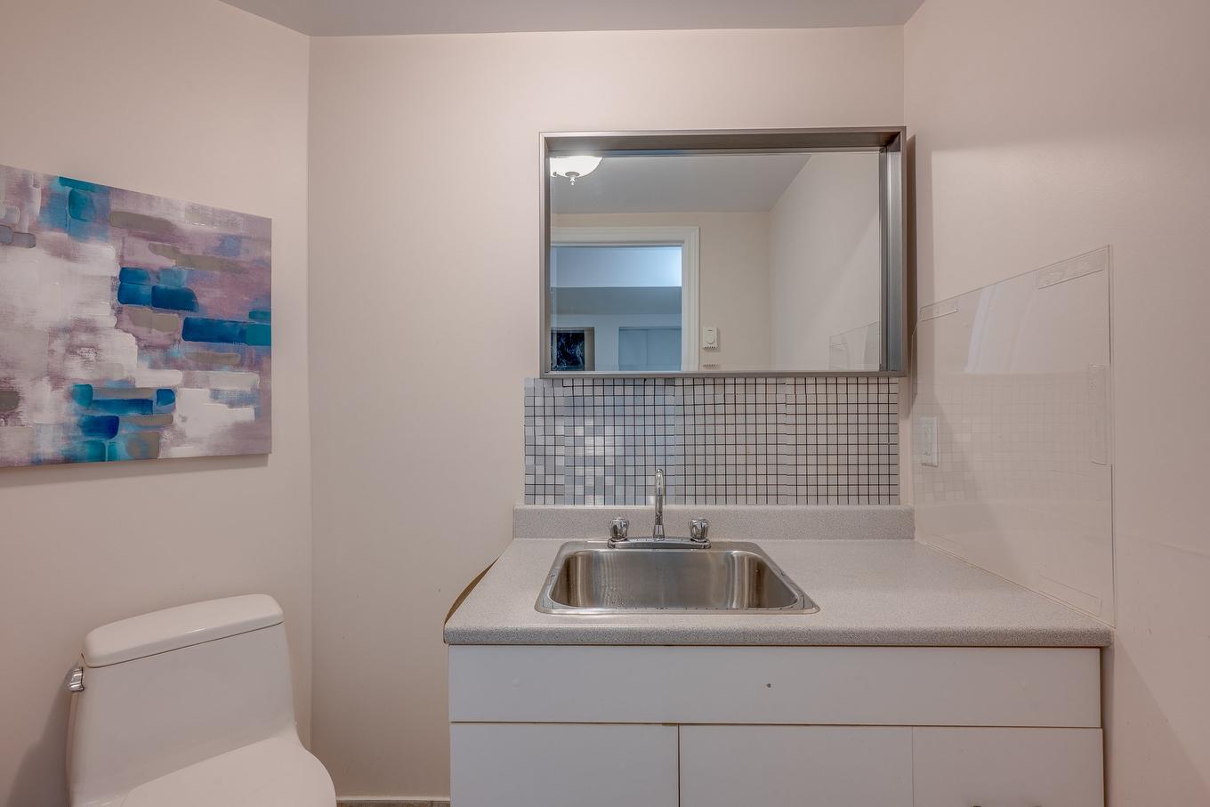 Salle d'eau - 2 Rue Des Cortinaires, Blainville, QC - Indoor Photo Showing Bathroom