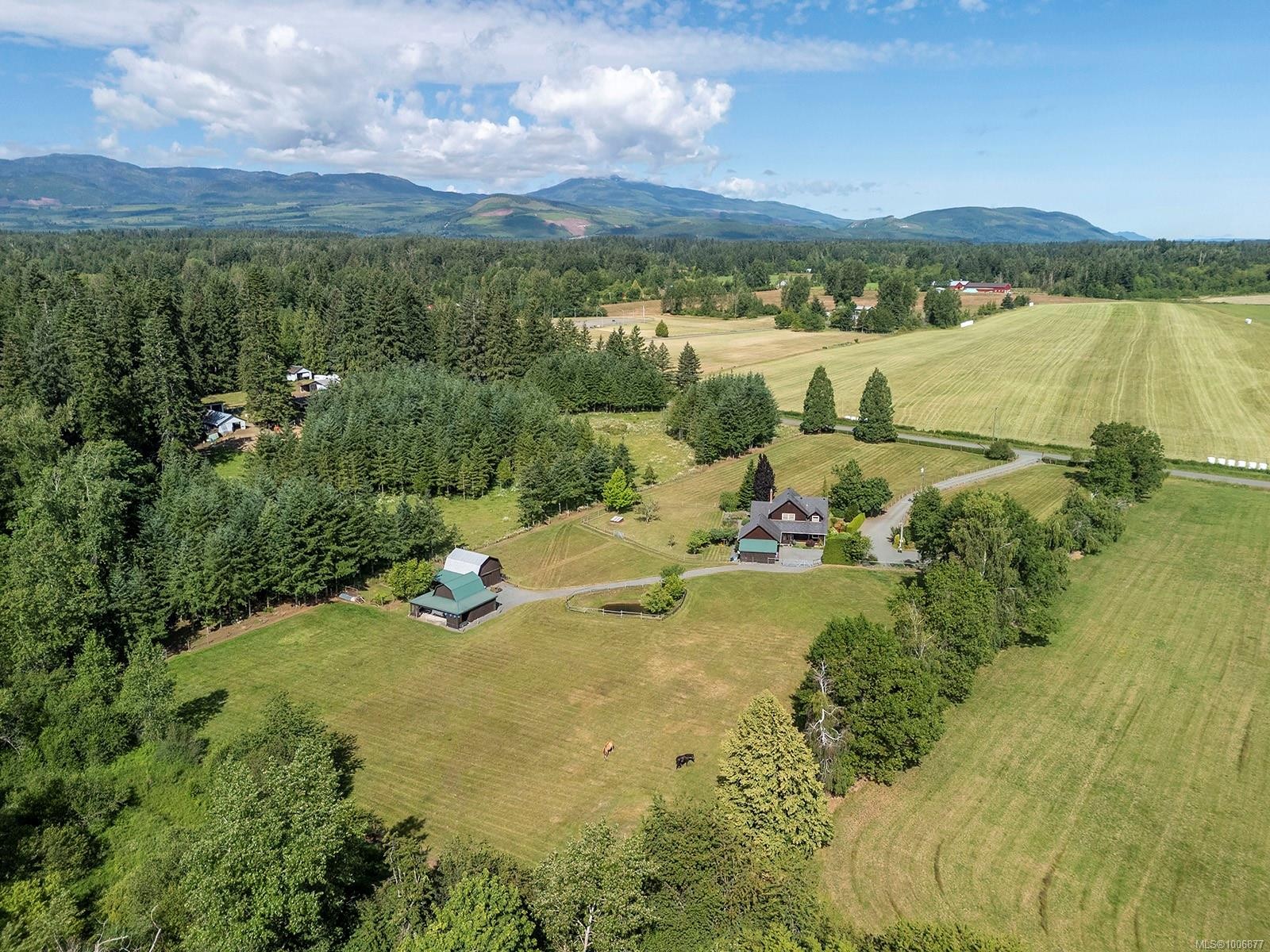 3713 Dove Creek Rd, Courtenay, BC