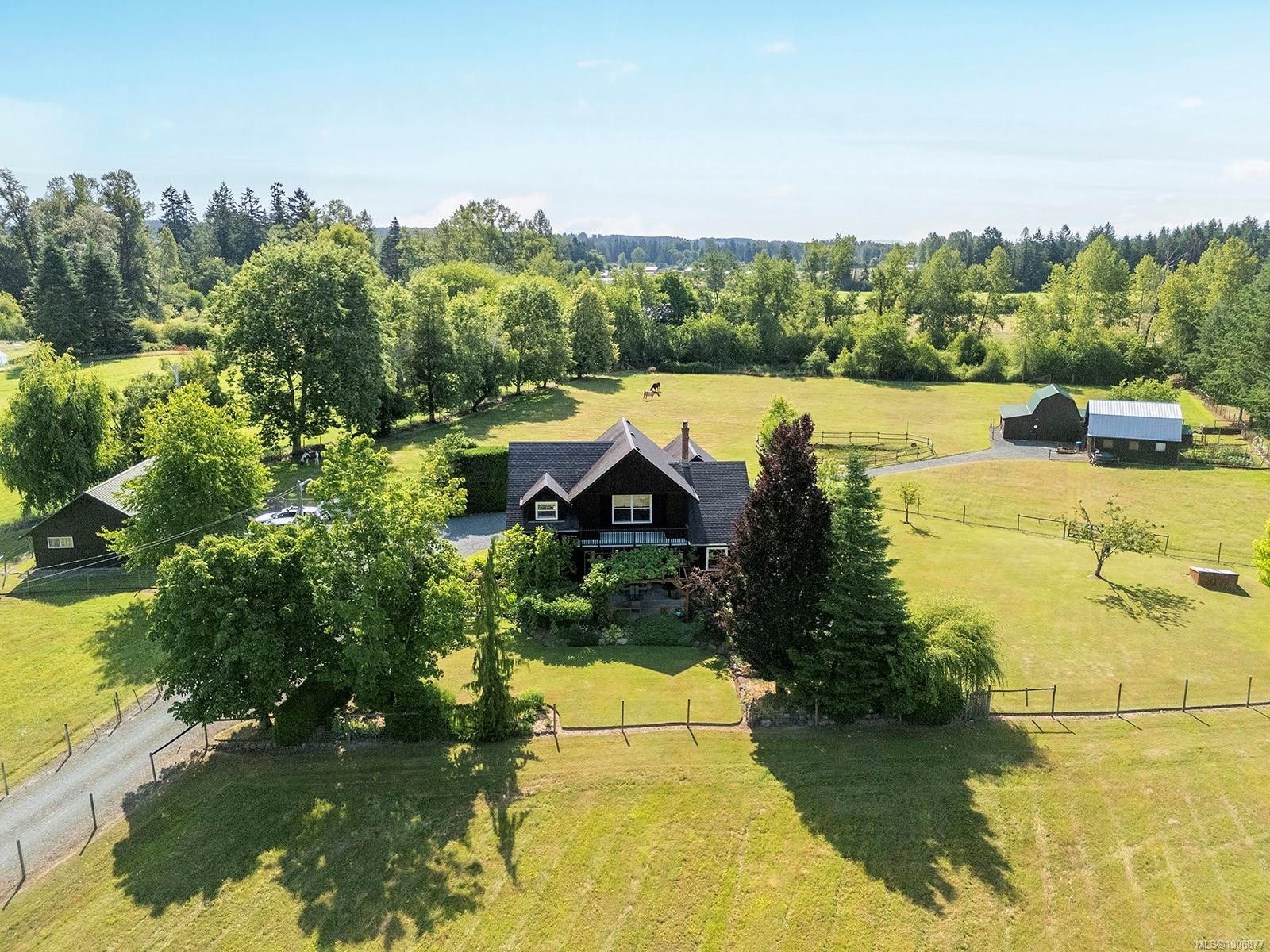 3713 Dove Creek Rd, Courtenay, BC
