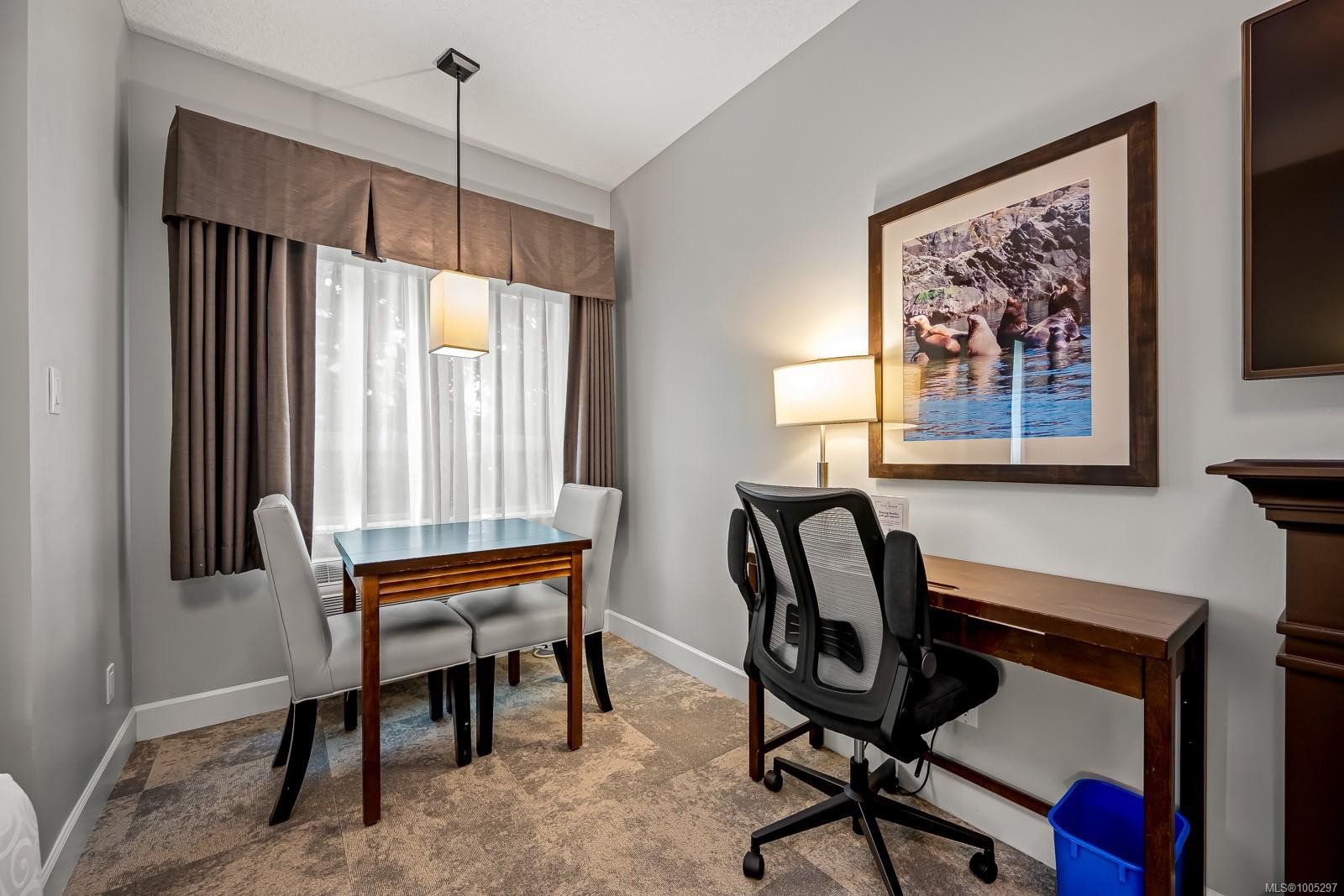 201D-1730 Riverside Lane, Courtenay, BC - Indoor Photo Showing Office