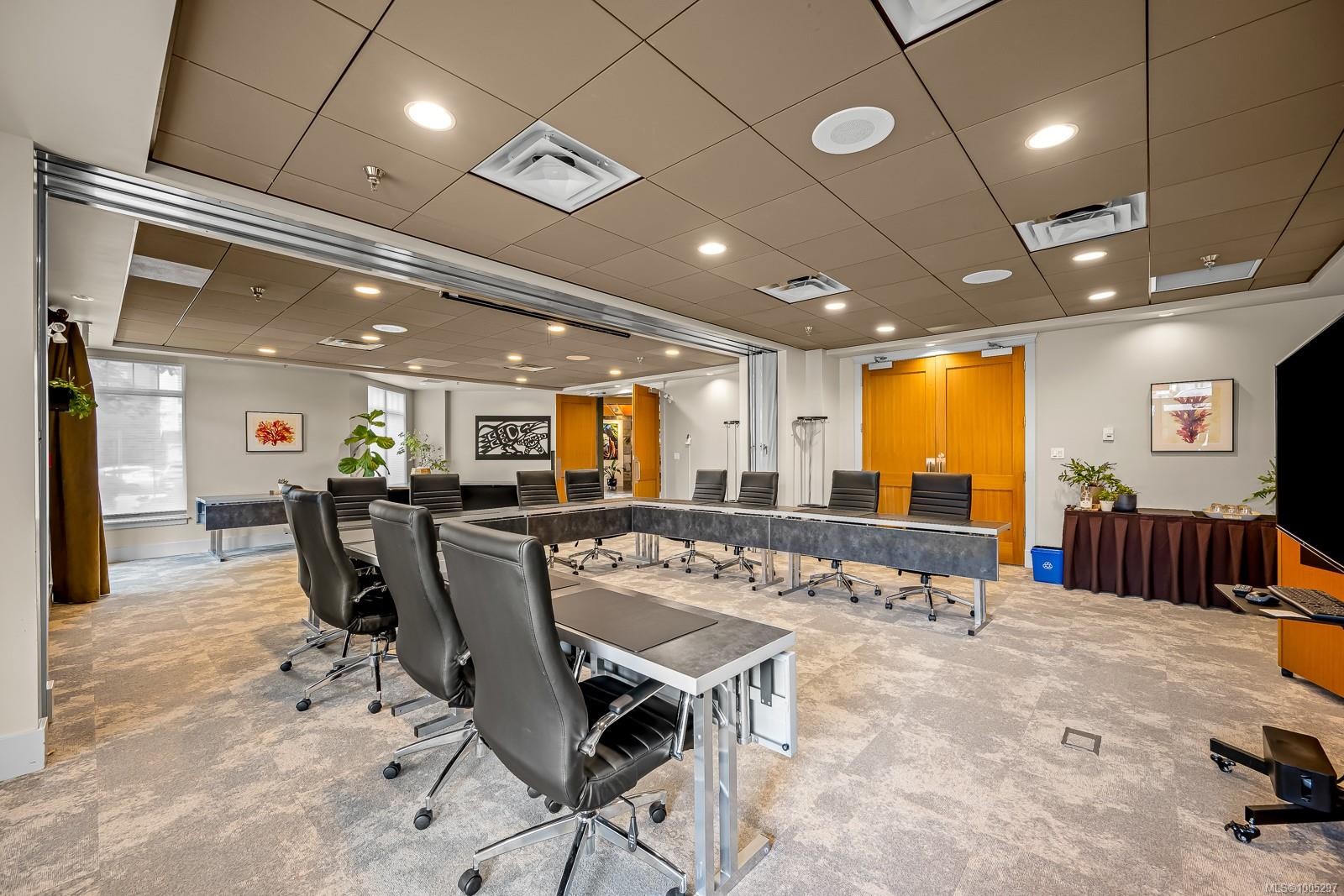 201D-1730 Riverside Lane, Courtenay, BC - Indoor Photo Showing Other Room