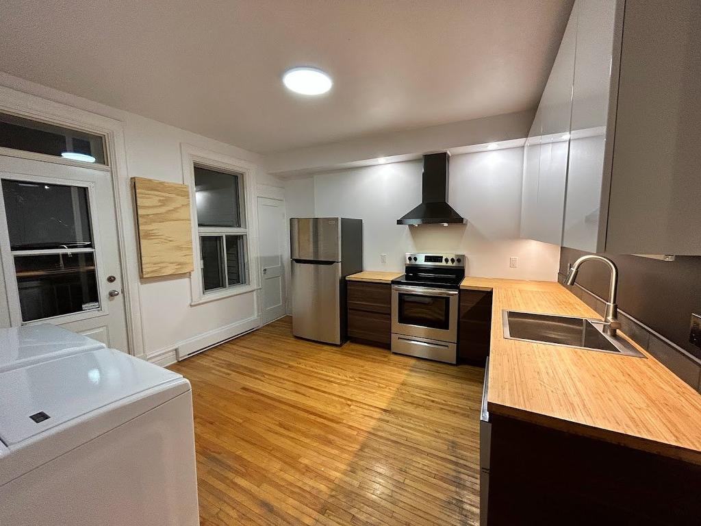 Kitchen - 6619 Rue St-Dominique, Montréal (Rosemont/La Petite-Patrie), QC - Indoor Photo Showing Kitchen