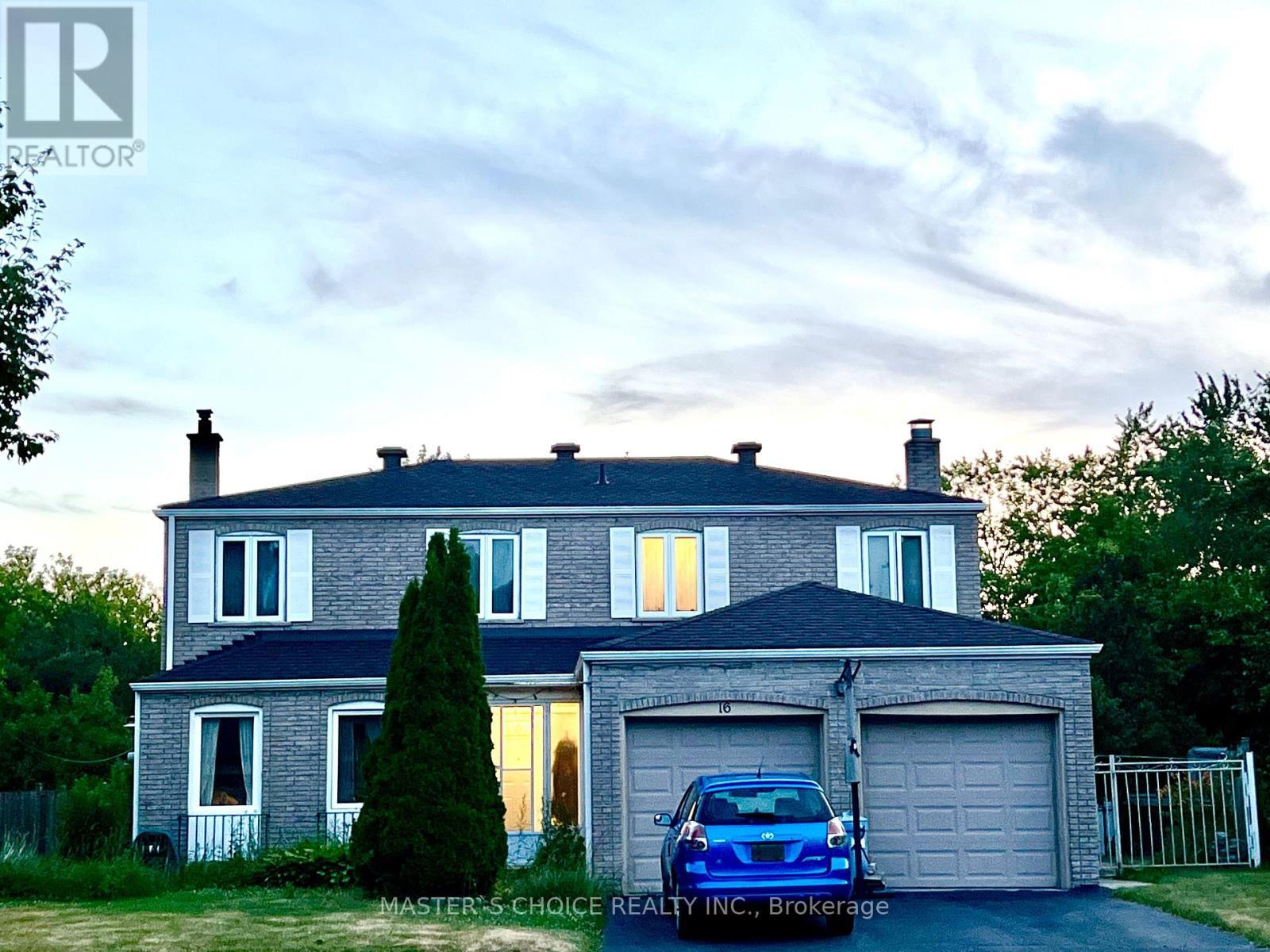 Bsmt - 16 Farmington Crescent W, Toronto, ON - Outdoor