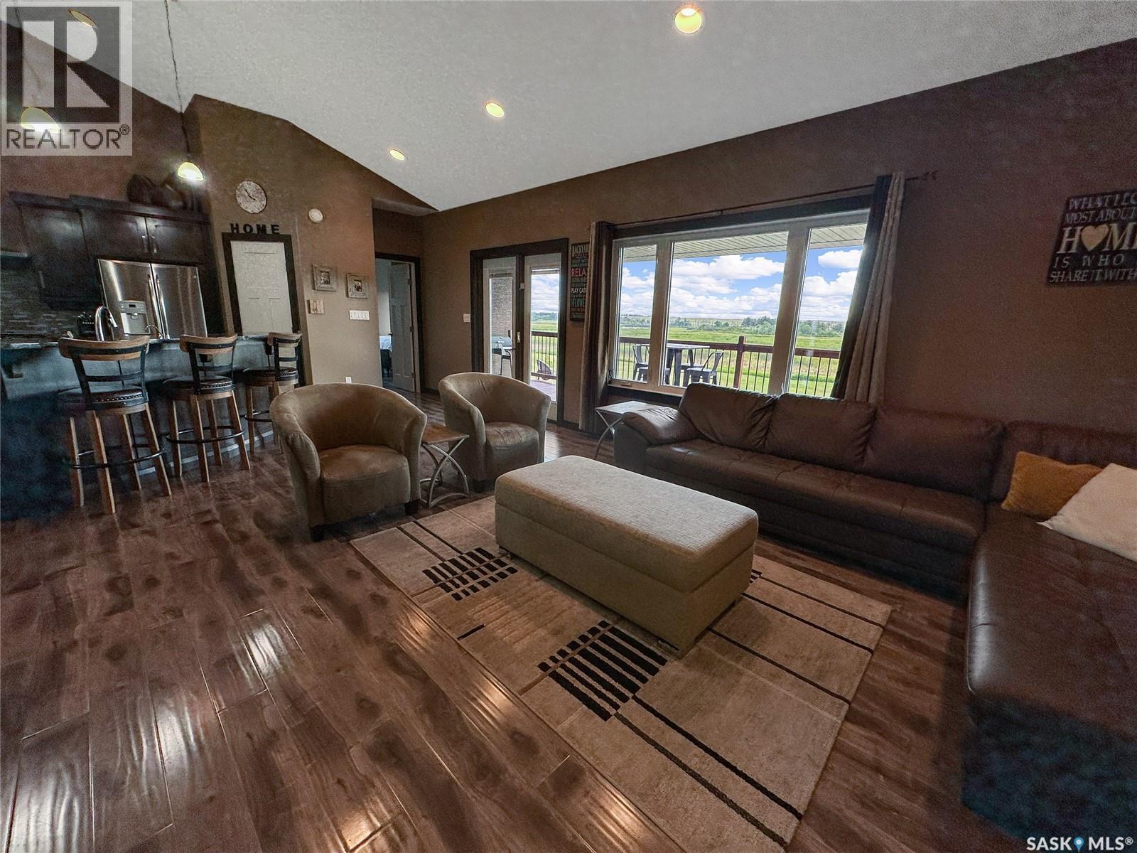 Holars Haven Acreage, Spy Hill Rm No. 152, SK - Indoor Photo Showing Living Room