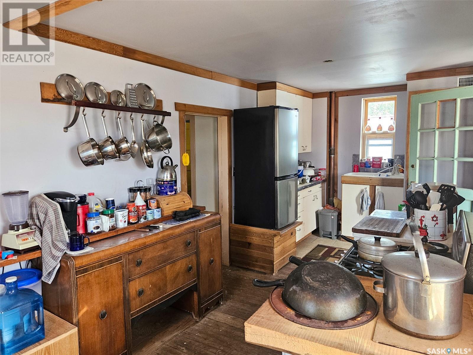 161 Centre Street, Ponteix, SK