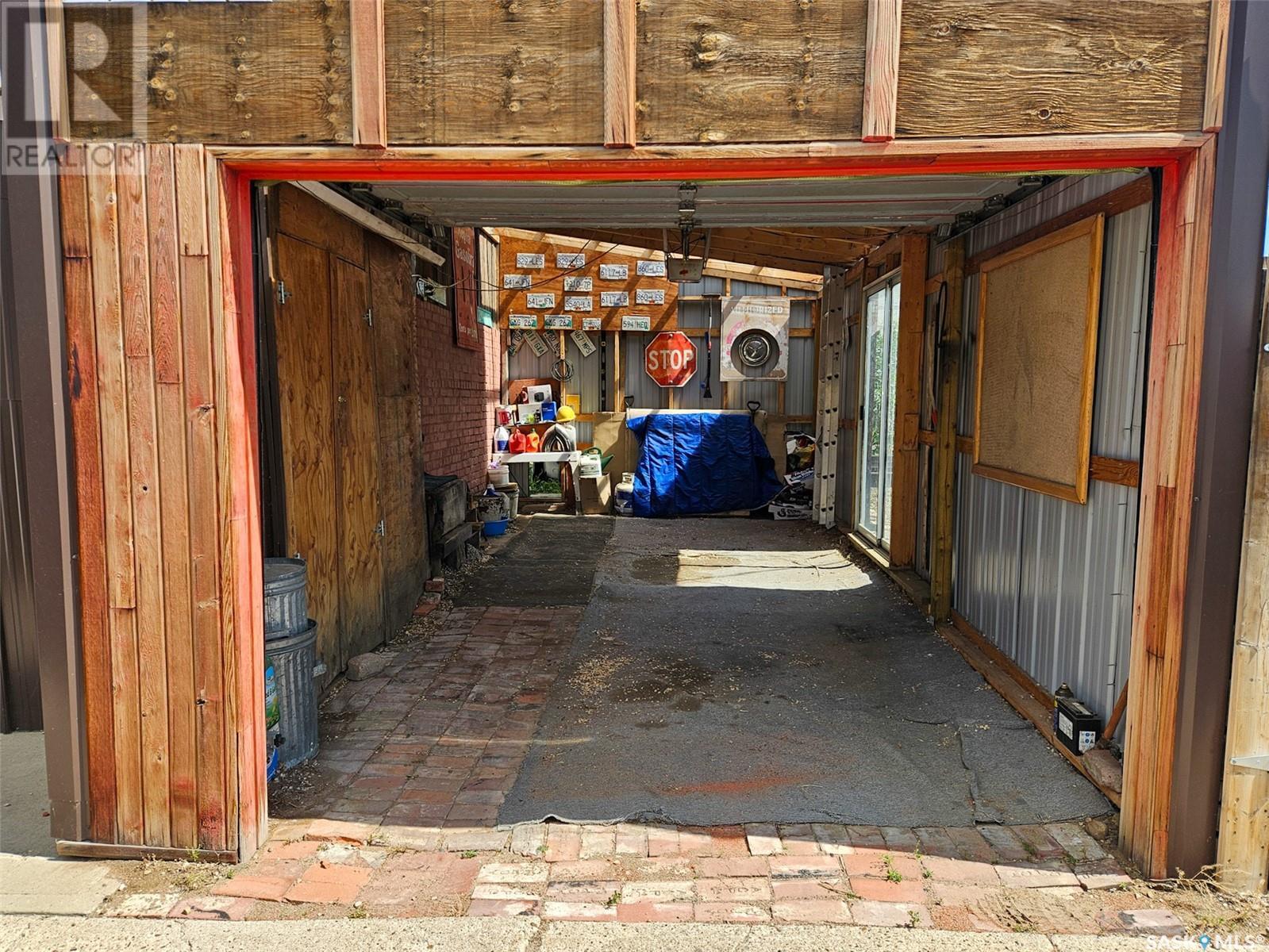 161 Centre Street, Ponteix, SK