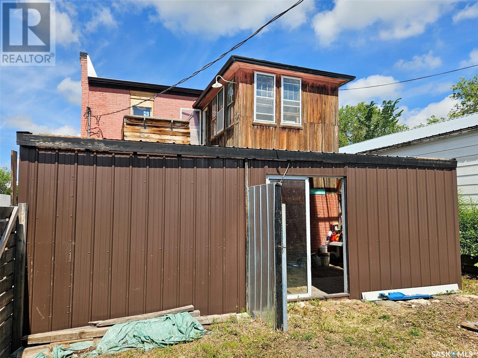 161 Centre Street, Ponteix, SK