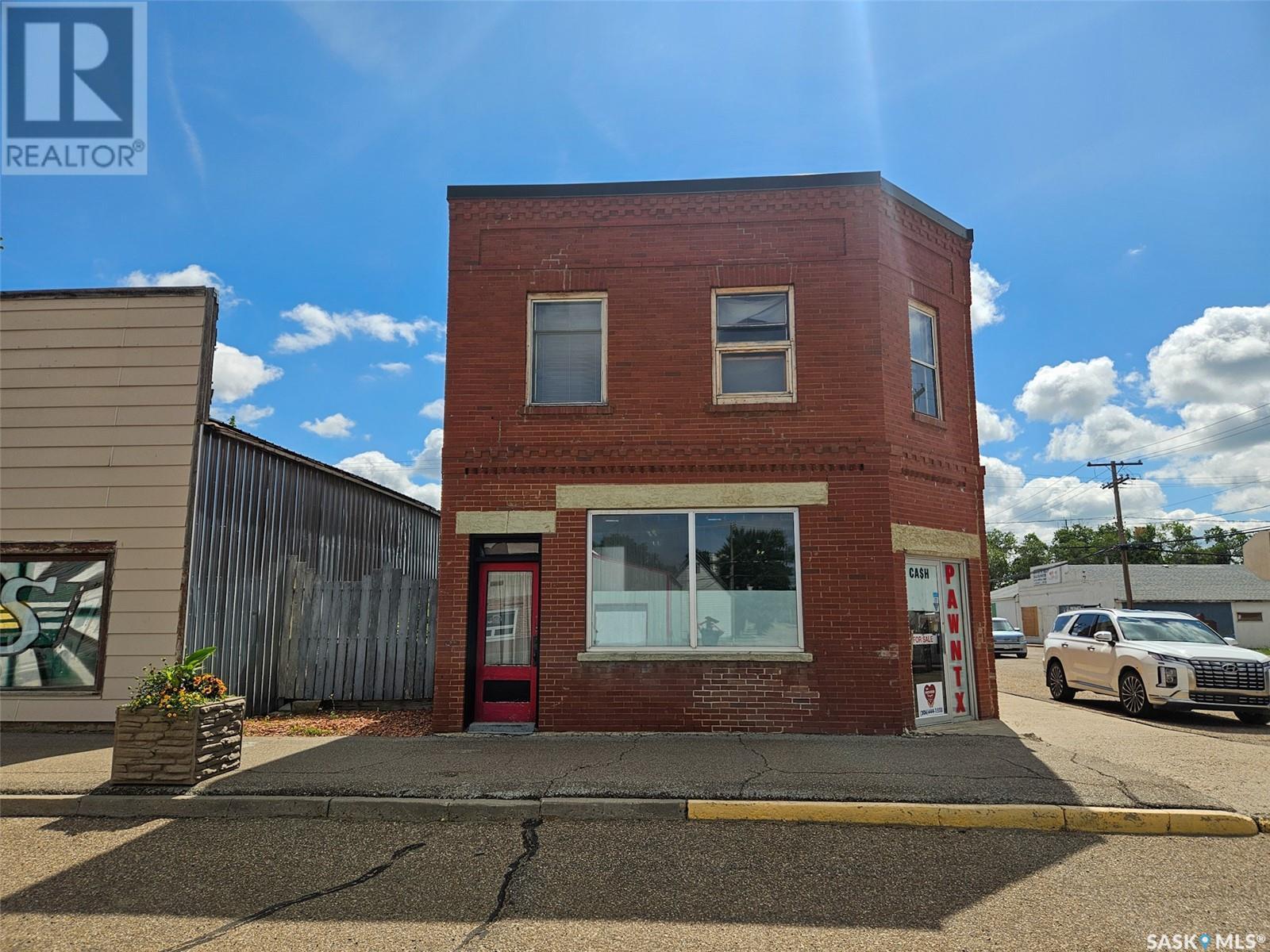 161 Centre Street, Ponteix, SK