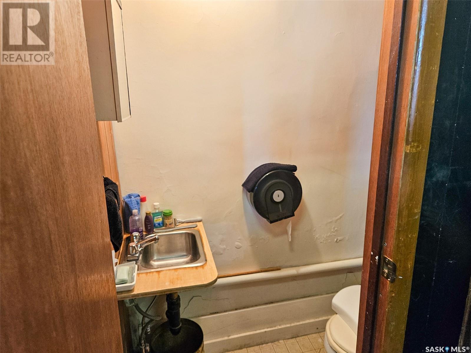 161 Centre Street, Ponteix, SK