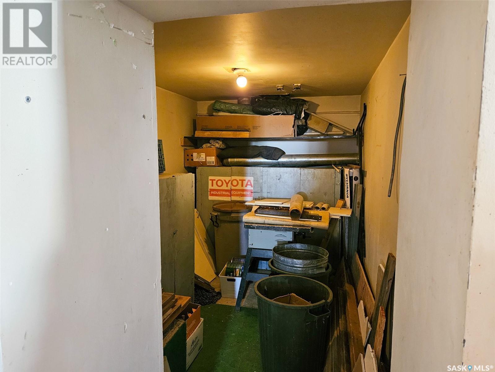 161 Centre Street, Ponteix, SK