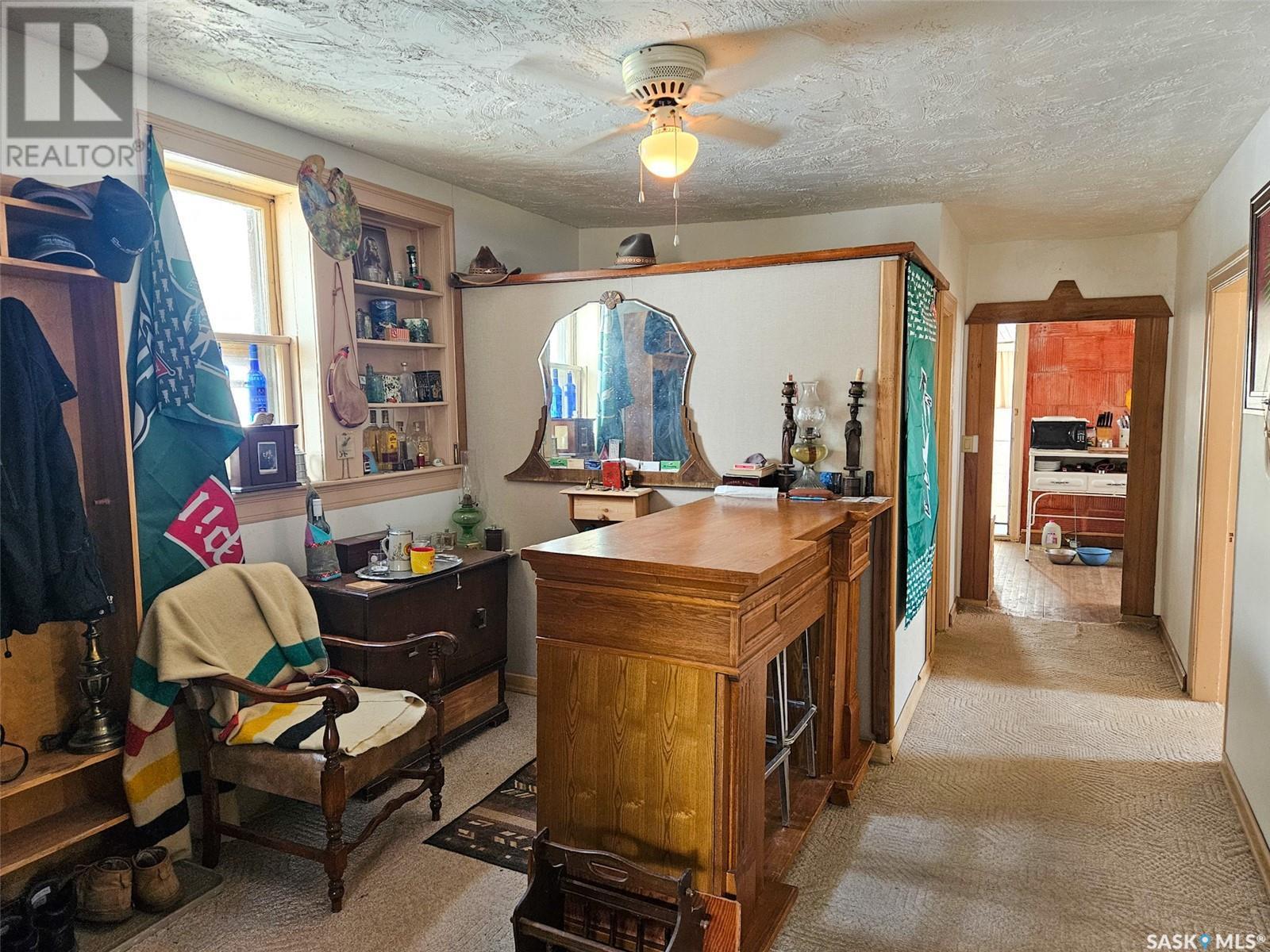 161 Centre Street, Ponteix, SK