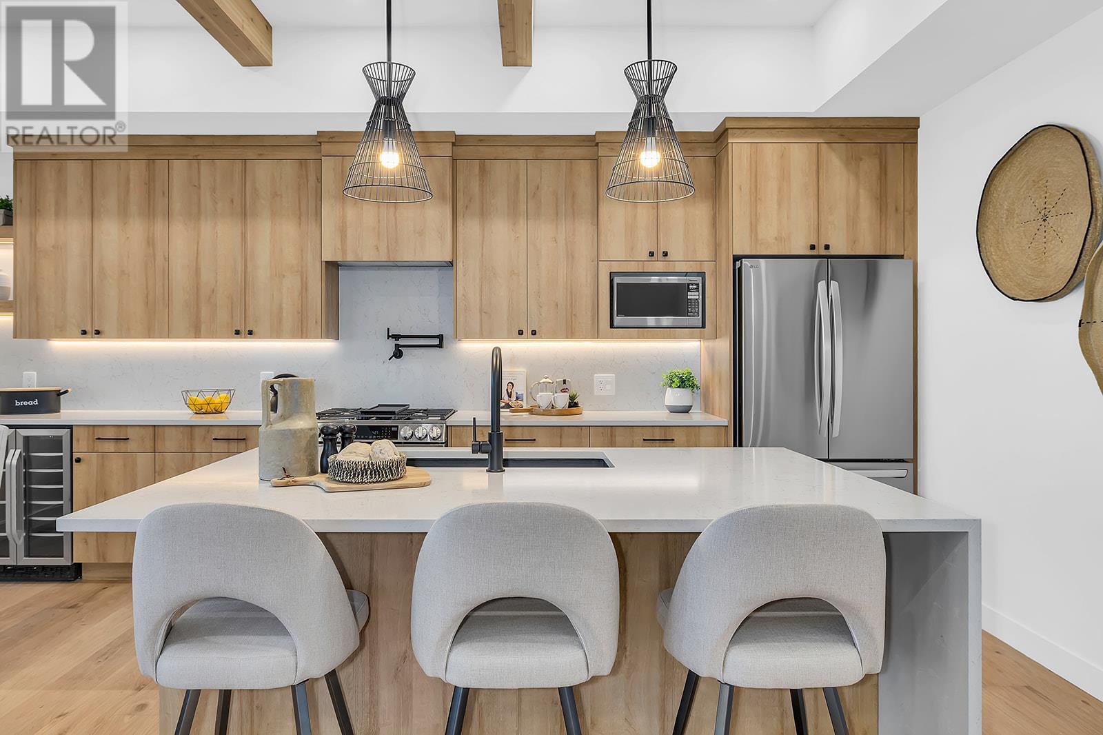 255 Feathertop Way Unit# 82, Big White, BC - Indoor