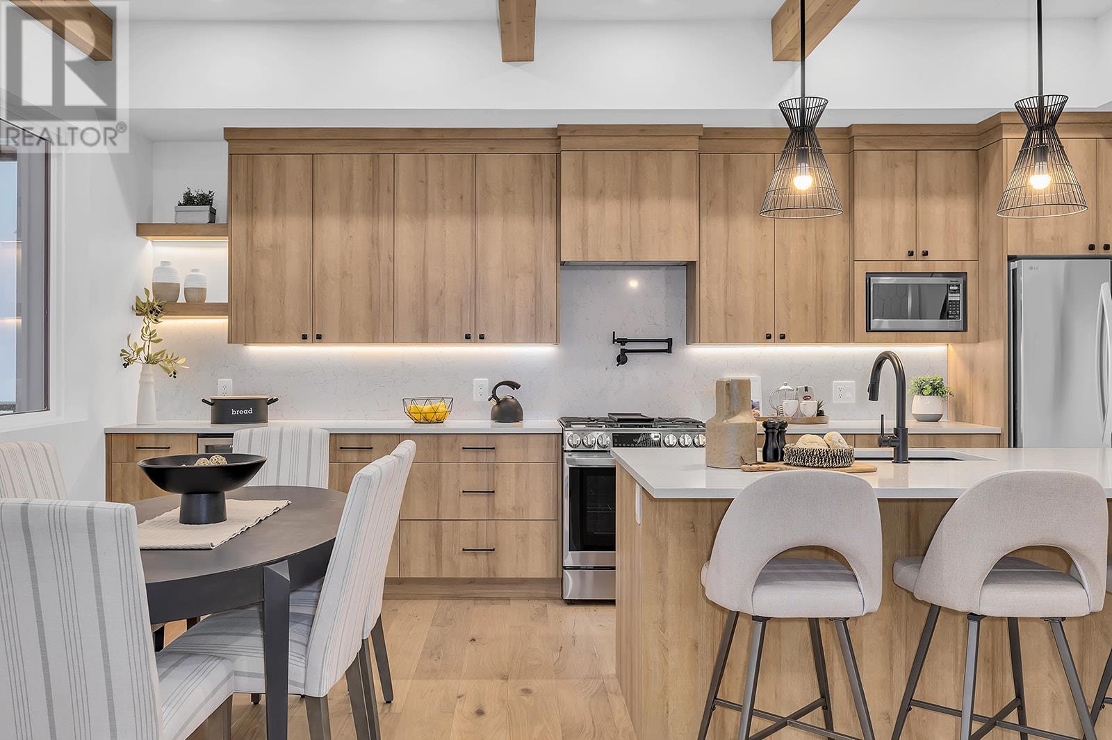 255 Feathertop Way Unit# 82, Big White, BC - Indoor