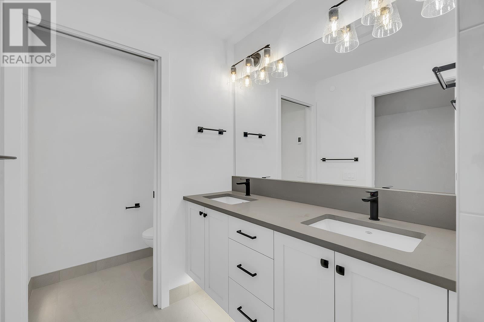 255 Feathertop Way Unit# 82, Big White, BC - Indoor