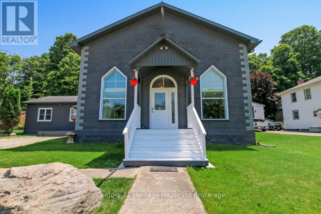 584572 Beachville Road, South-West Oxford (Beachville), ON - Outdoor With Facade