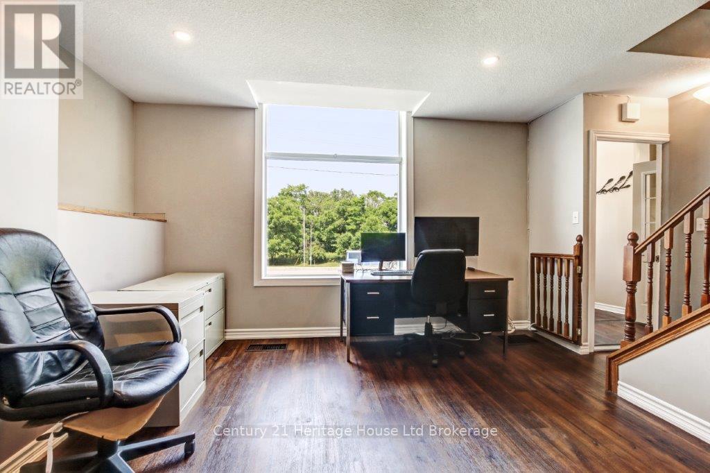 584572 Beachville Road, South-West Oxford (Beachville), ON - Indoor Photo Showing Office