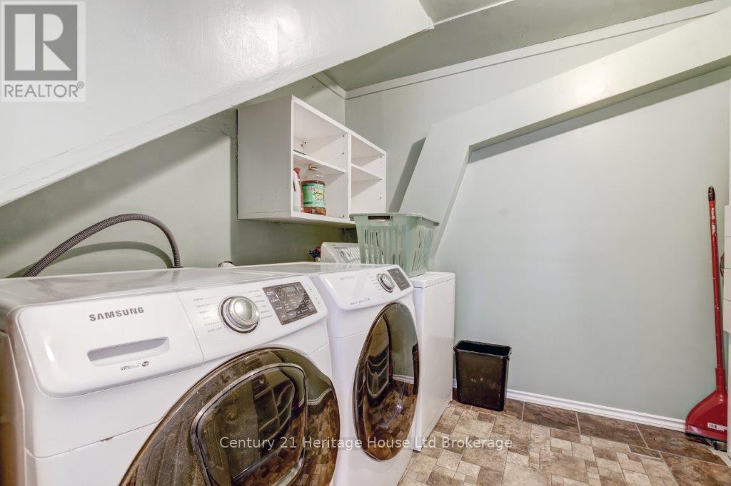 584572 Beachville Road, South-West Oxford (Beachville), ON - Indoor Photo Showing Laundry Room