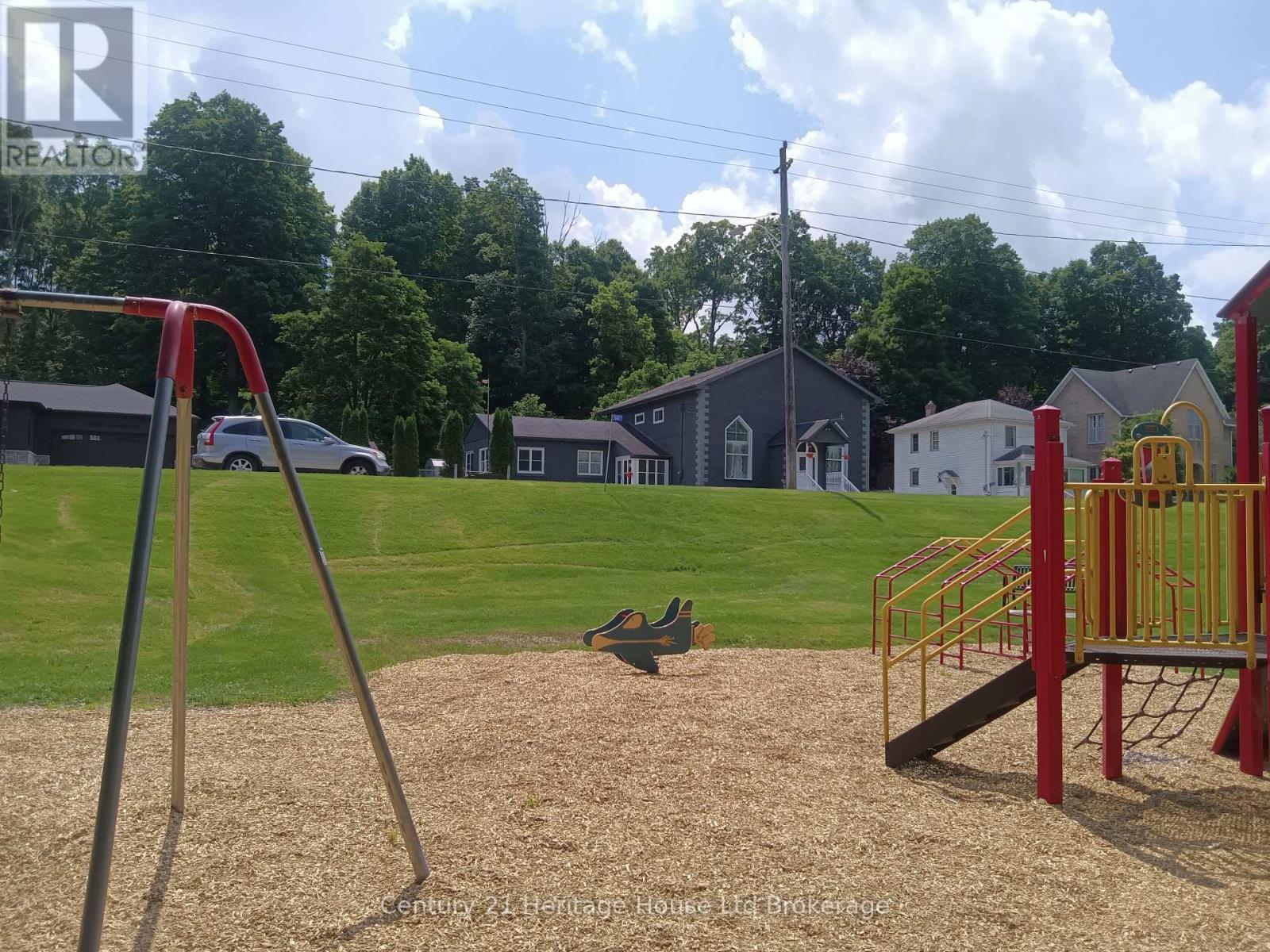 Playground across the street - 584572 Beachville Road, South-West Oxford (Beachville), ON - Outdoor