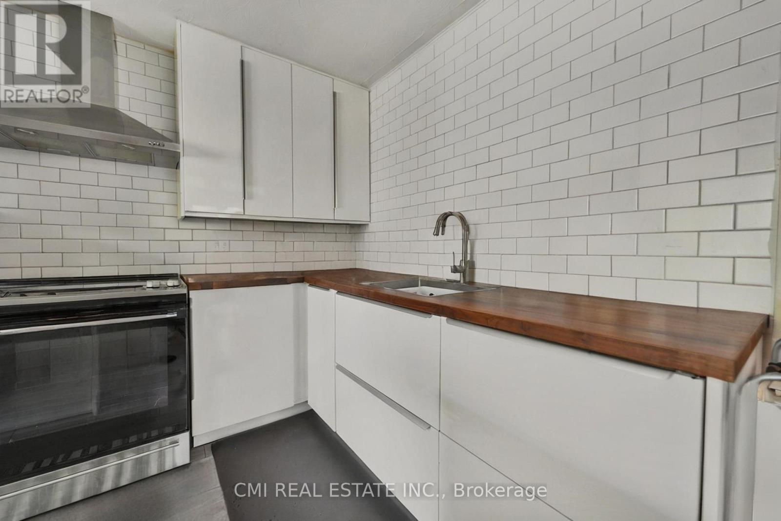 1226 Old Carp Road, Ottawa, ON - Indoor Photo Showing Kitchen