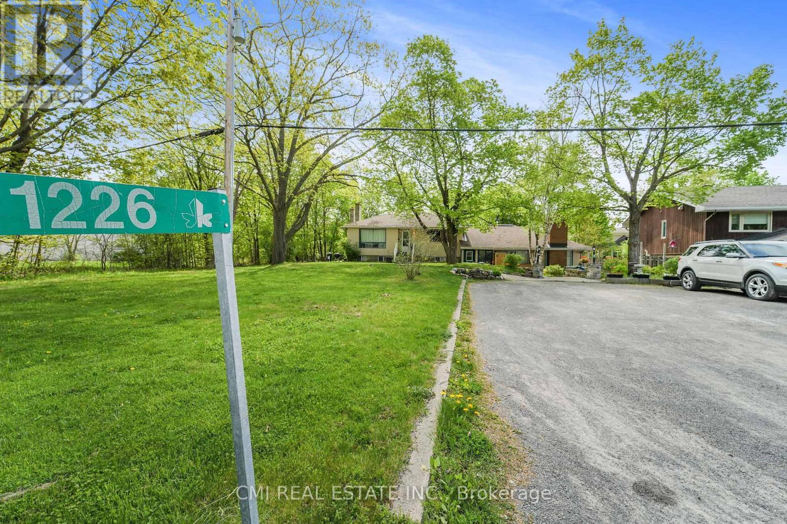 1226 Old Carp Road, Ottawa, ON - Outdoor