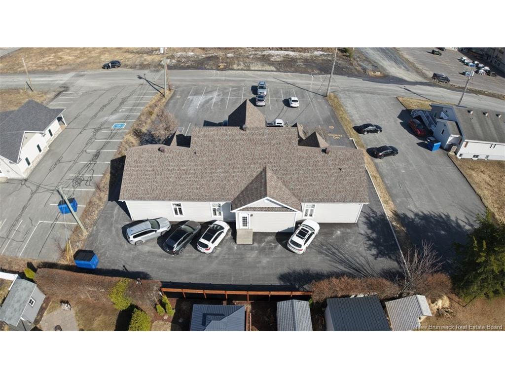 60 Bateman Ave, Edmundston, NB