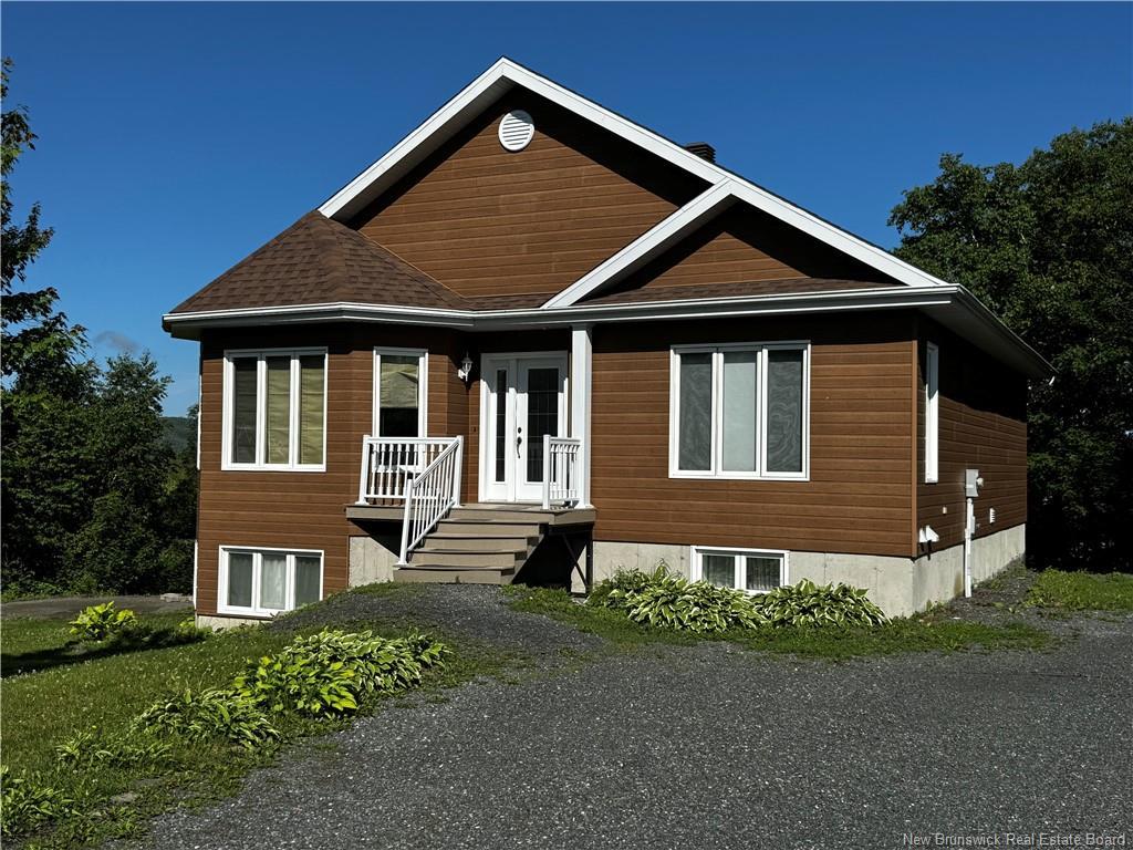 86 Des Ormes Ave, Edmundston, NB
