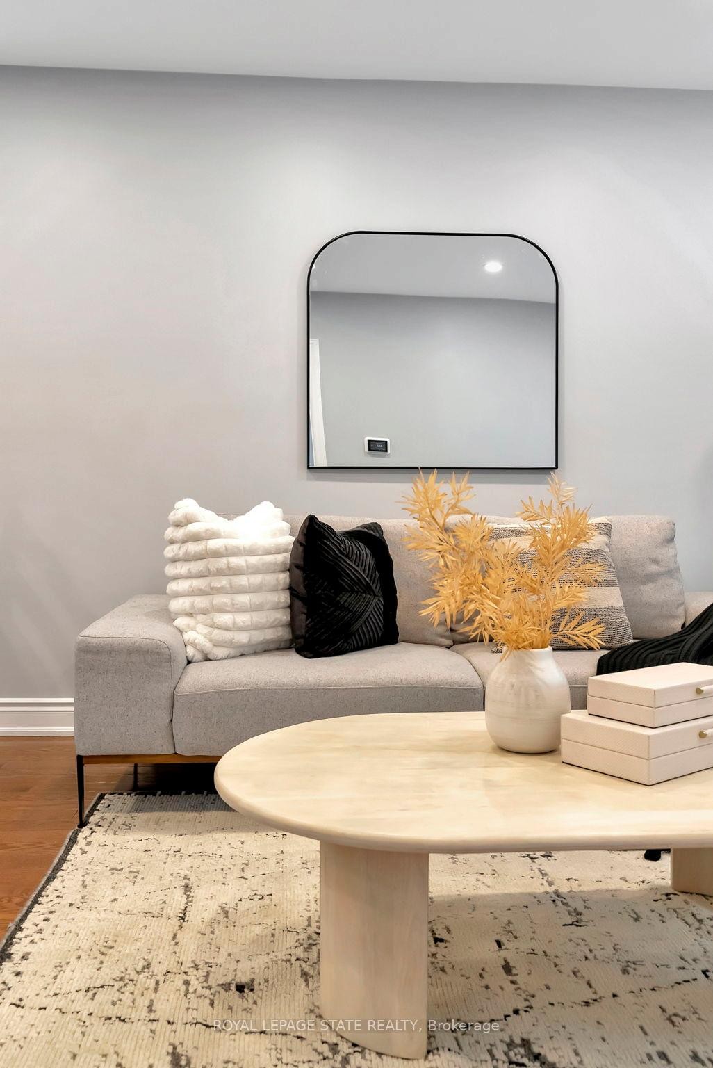 746 Roxborough Avenue, Hamilton, ON - Indoor Photo Showing Dining Room