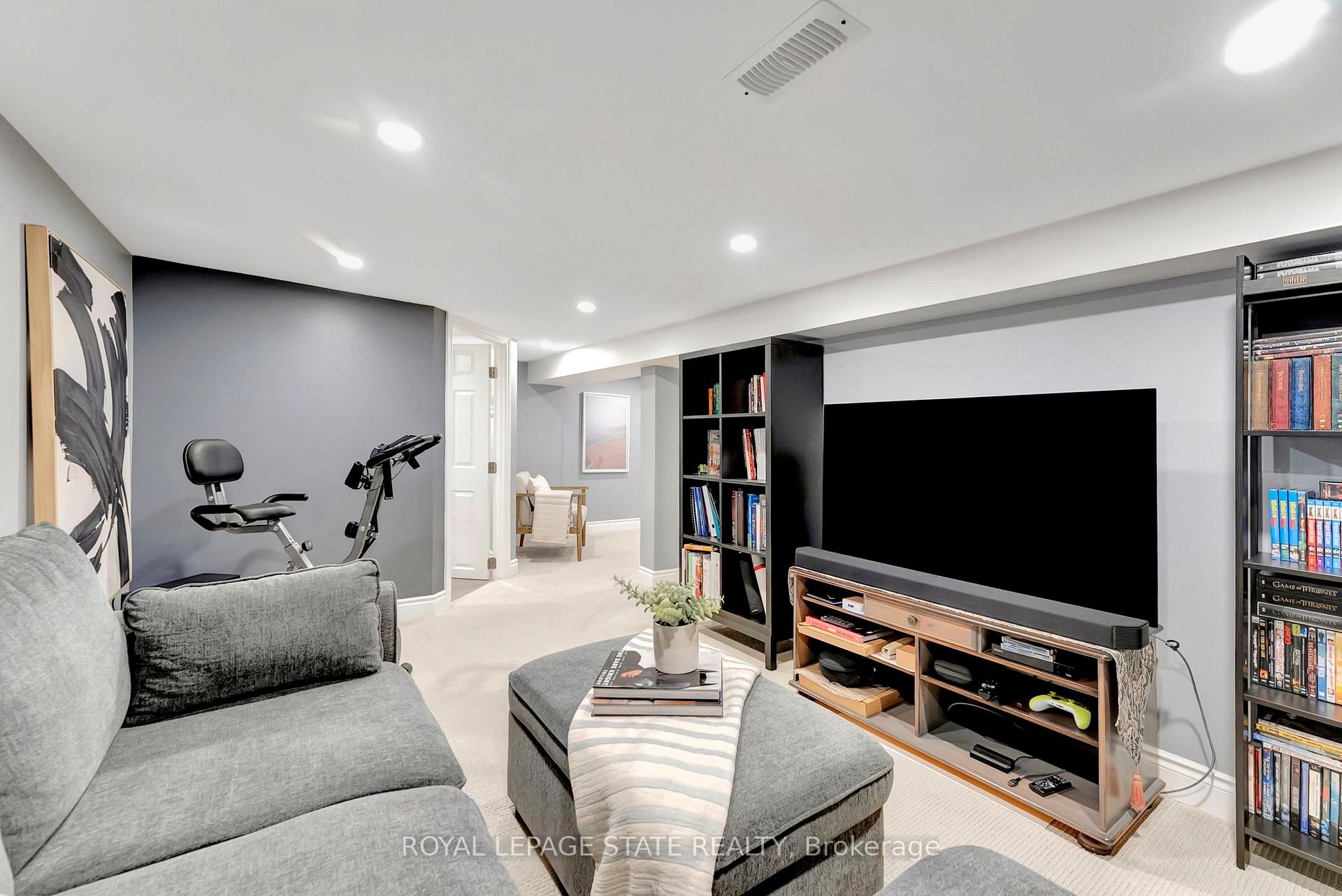 746 Roxborough Avenue, Hamilton, ON - Indoor