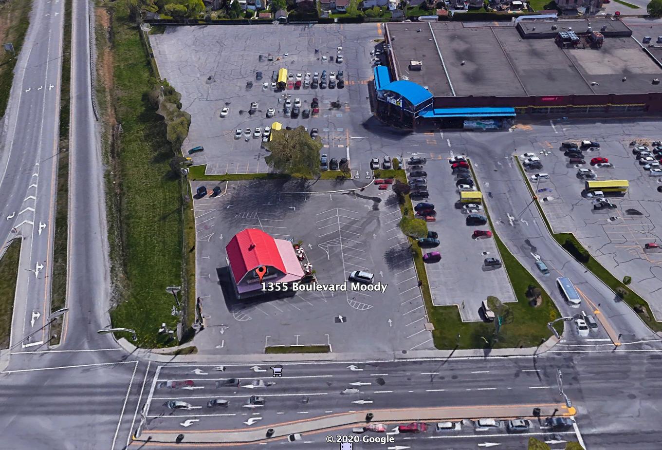 Aerial photo - 1355 Boul. Moody, Terrebonne (Terrebonne), QC - Outdoor With View